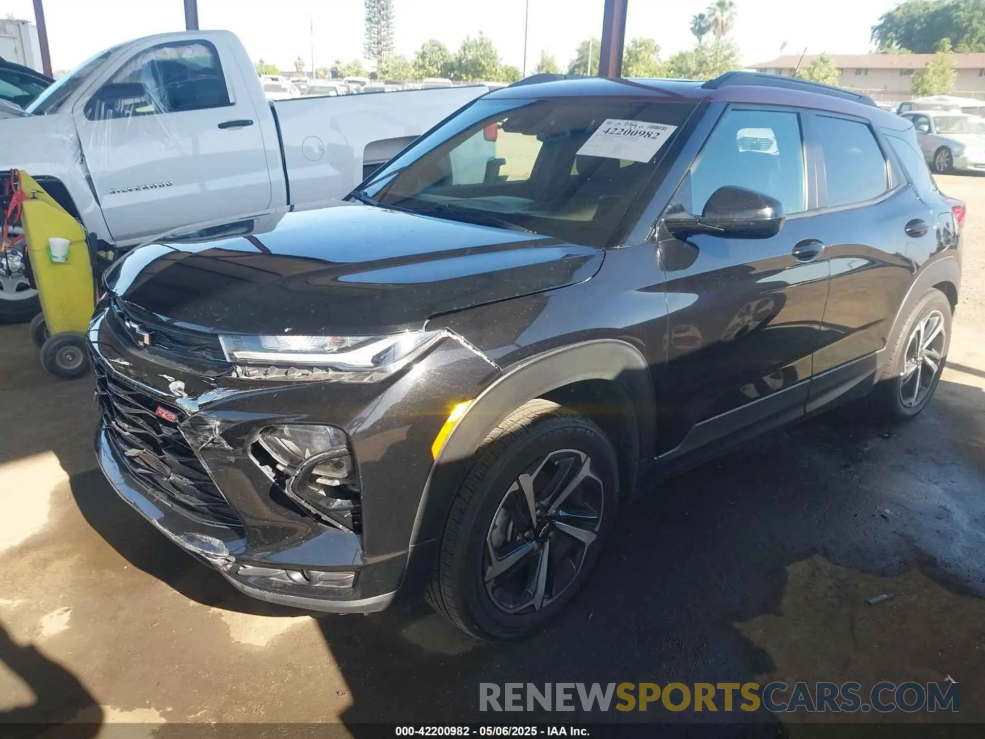 2 fotografías del automóvil dañado KL79MUSL2MB023216 CHEVROLET TRAILBLAZER 2021