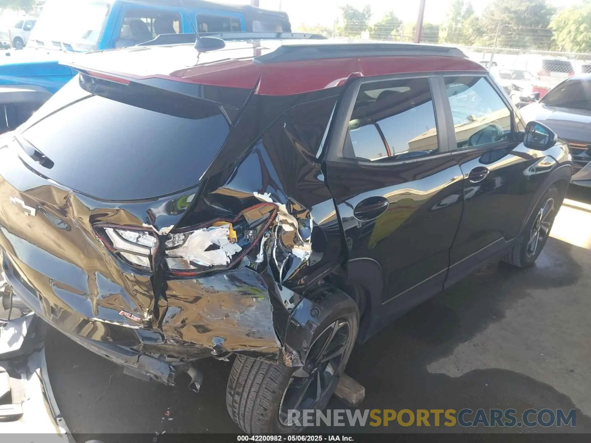 4 fotografías del automóvil dañado KL79MUSL2MB023216 CHEVROLET TRAILBLAZER 2021