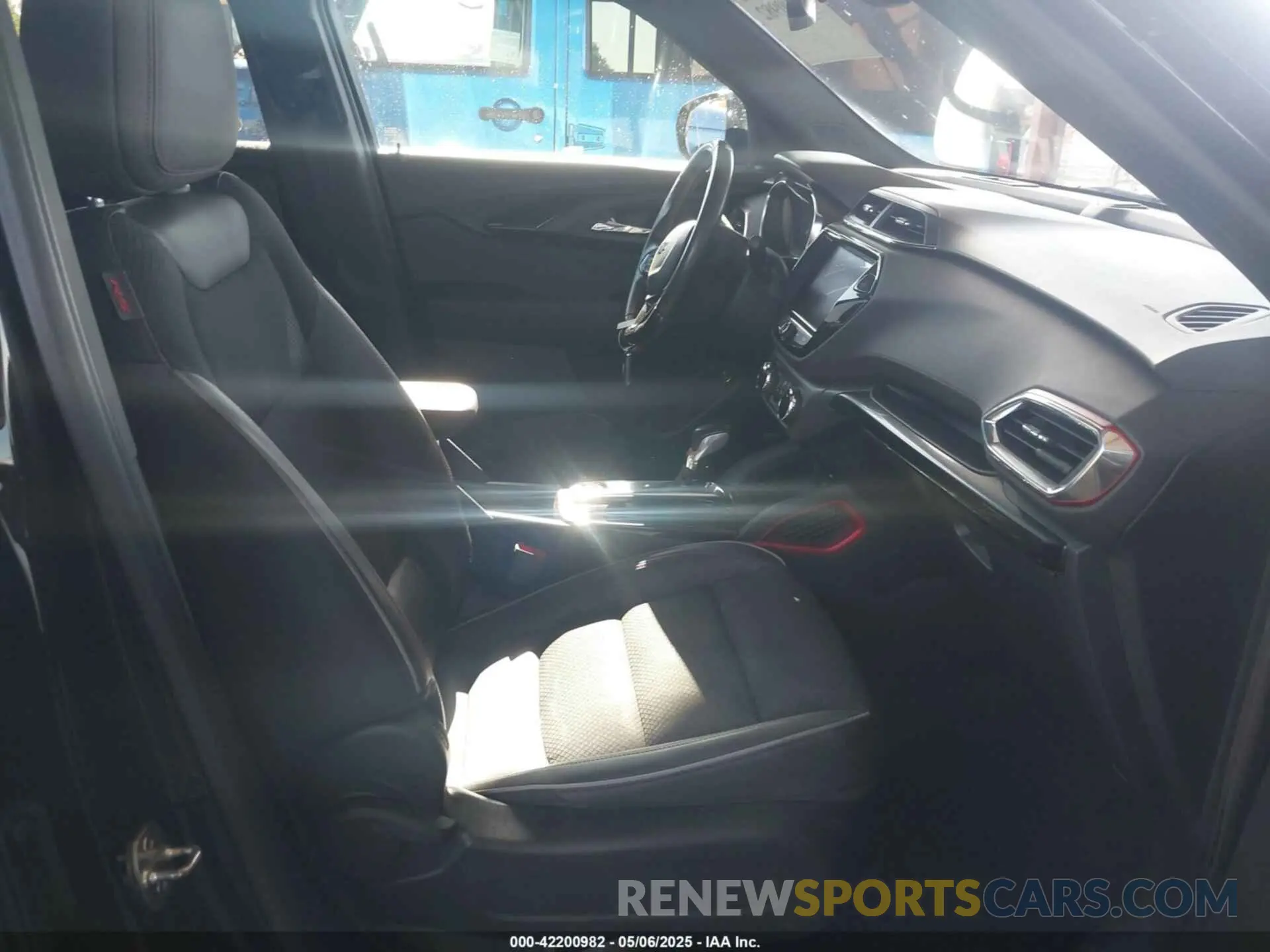 5 fotografías del automóvil dañado KL79MUSL2MB023216 CHEVROLET TRAILBLAZER 2021