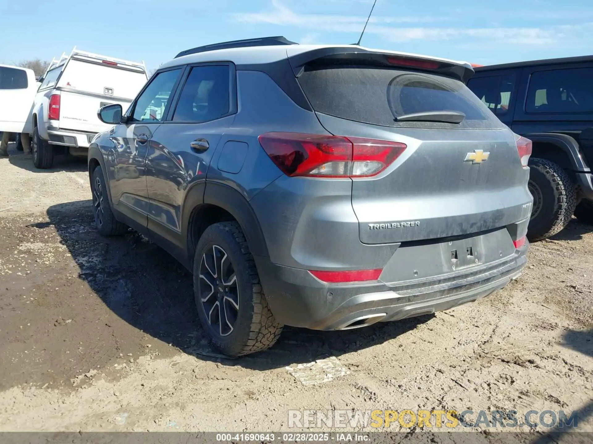 3 fotografías del automóvil dañado KL79MVSL6MB066575 CHEVROLET TRAILBLAZER 2021