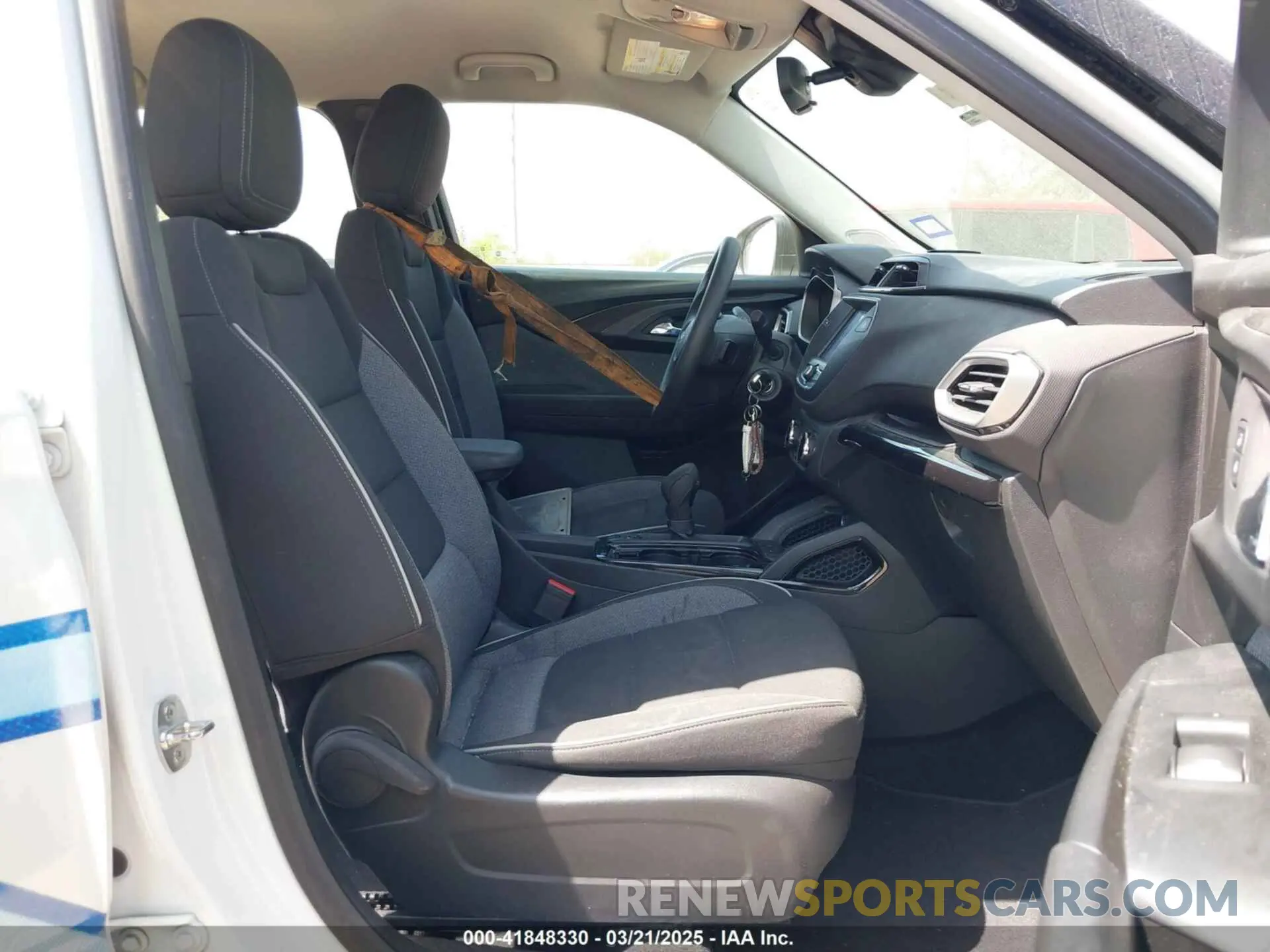 5 fotografías del automóvil dañado KL79MMS21NB103938 CHEVROLET TRAILBLAZER 2022