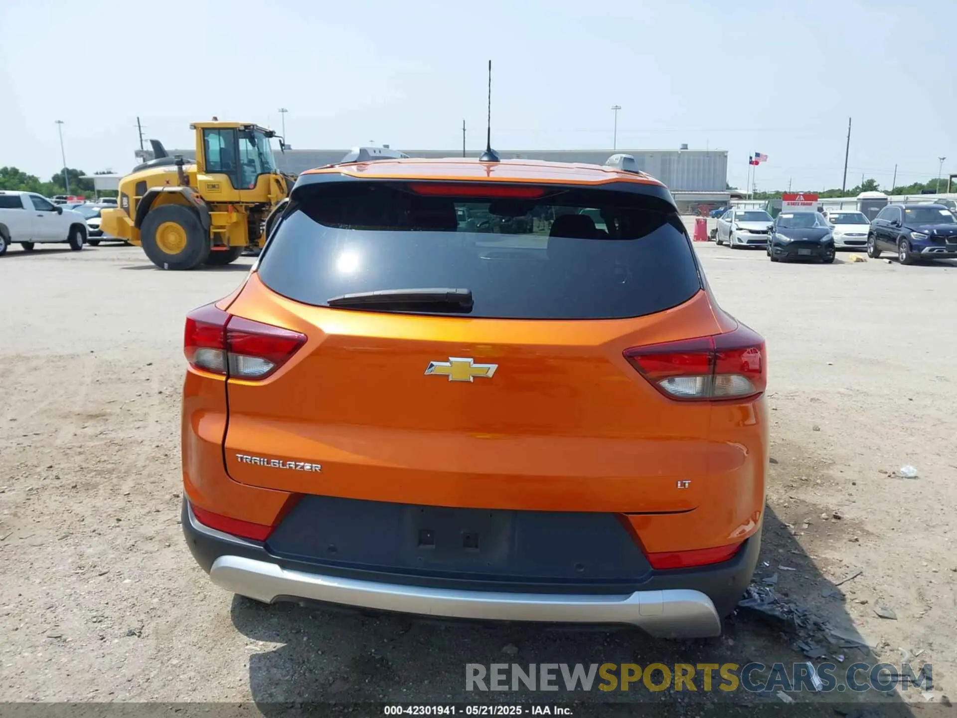 16 fotografías del automóvil dañado KL79MPS28NB115439 CHEVROLET TRAILBLAZER 2022