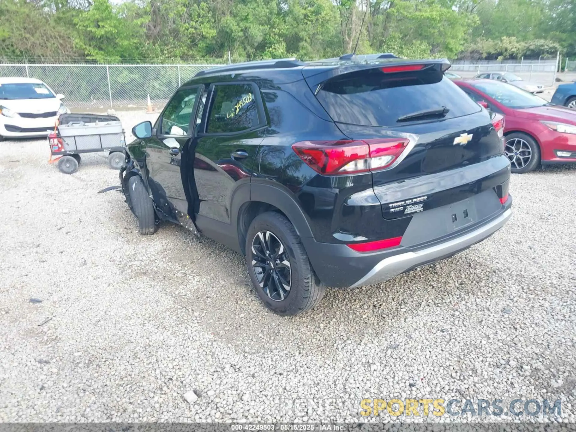 3 fotografías del automóvil dañado KL79MRSL5NB017683 CHEVROLET TRAILBLAZER 2022