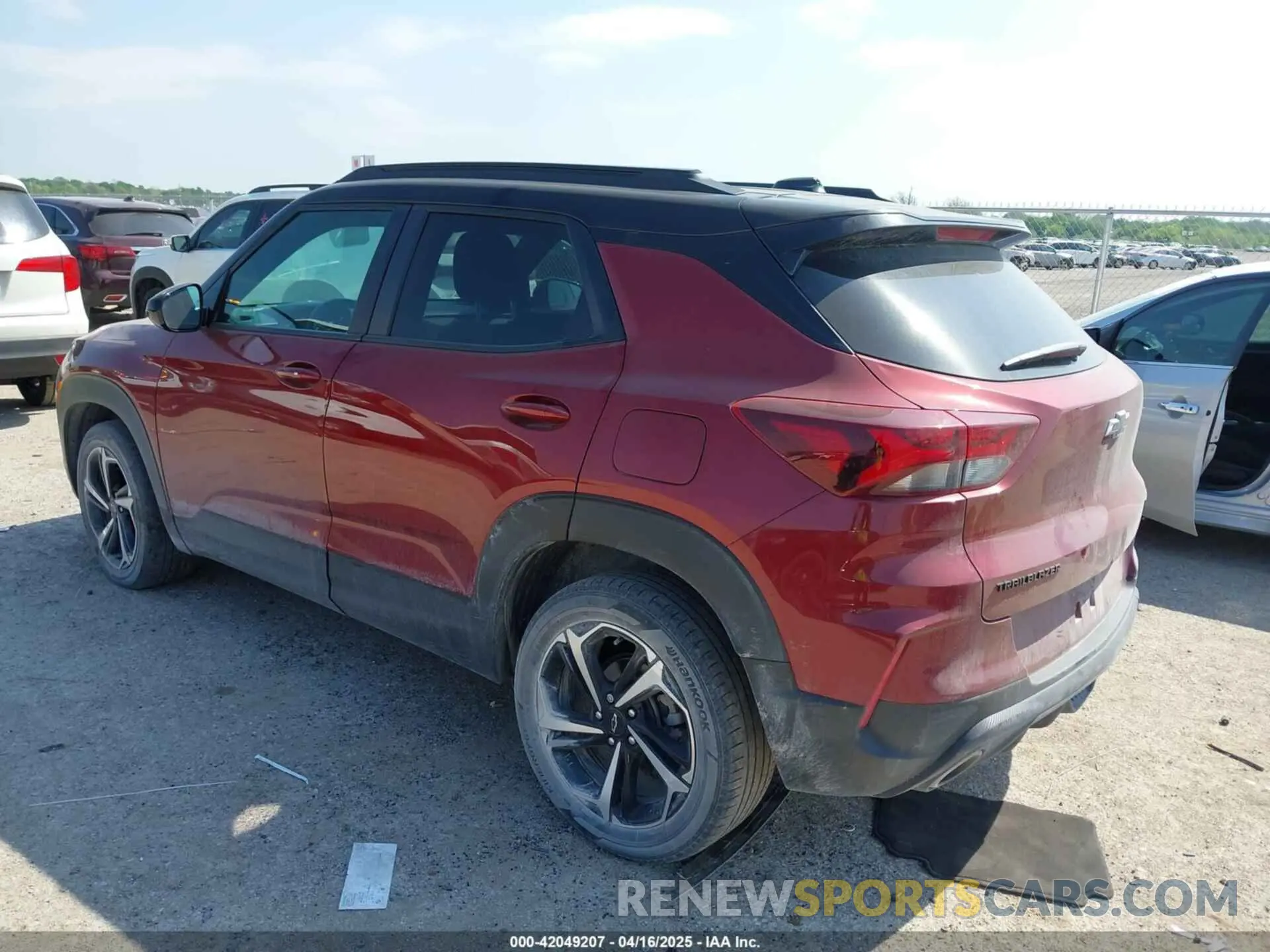 3 fotografías del automóvil dañado KL79MTSL7NB108094 CHEVROLET TRAILBLAZER 2022