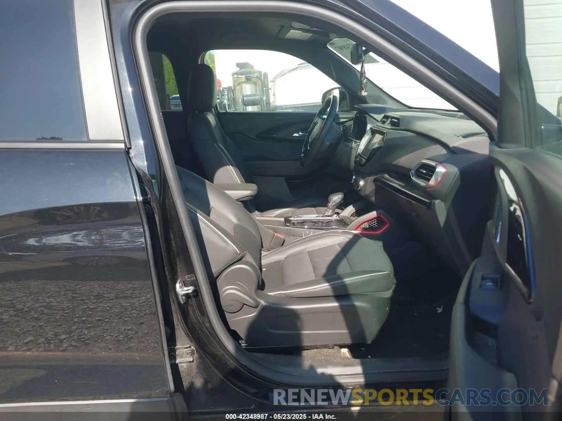 5 fotografías del automóvil dañado KL79MTSLXNB147004 CHEVROLET TRAILBLAZER 2022