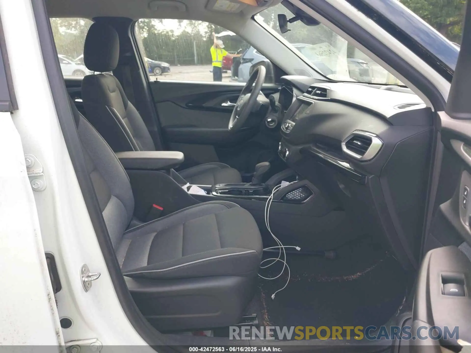 5 fotografías del automóvil dañado KL79MMS22PB005990 CHEVROLET TRAILBLAZER 2023