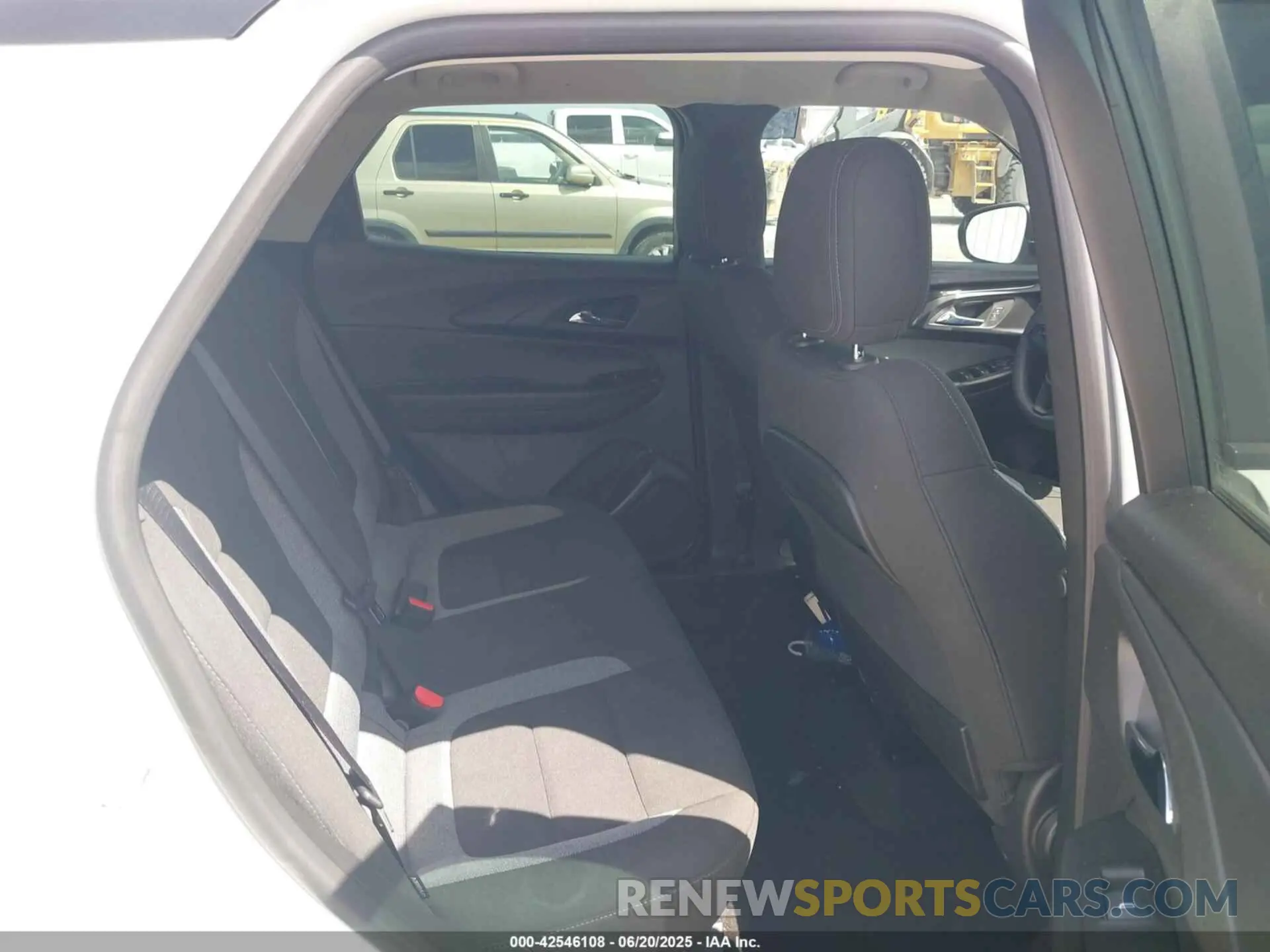 8 fotografías del automóvil dañado KL79MMS24PB168155 CHEVROLET TRAILBLAZER 2023