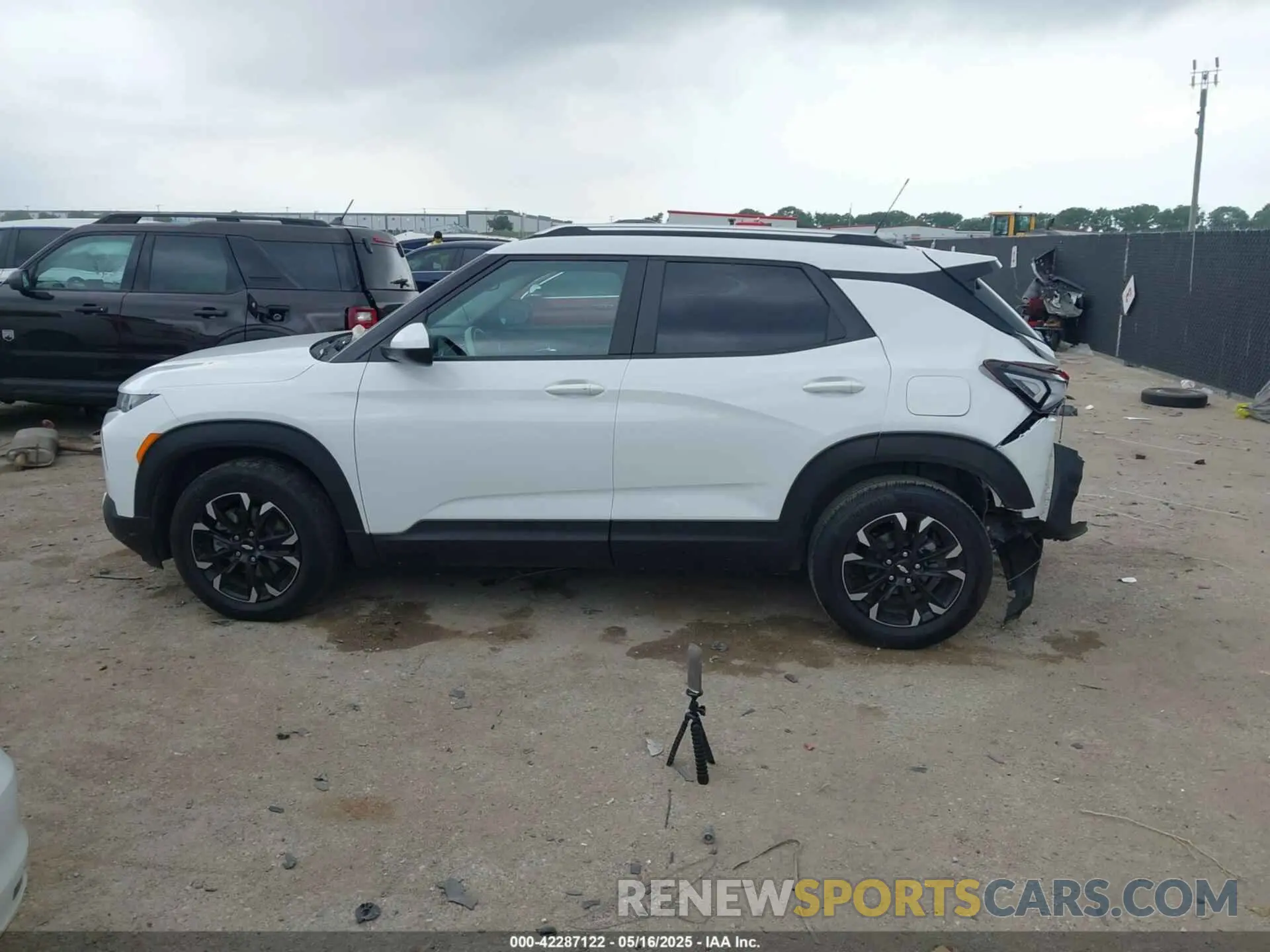 14 fotografías del automóvil dañado KL79MPS21PB192043 CHEVROLET TRAILBLAZER 2023
