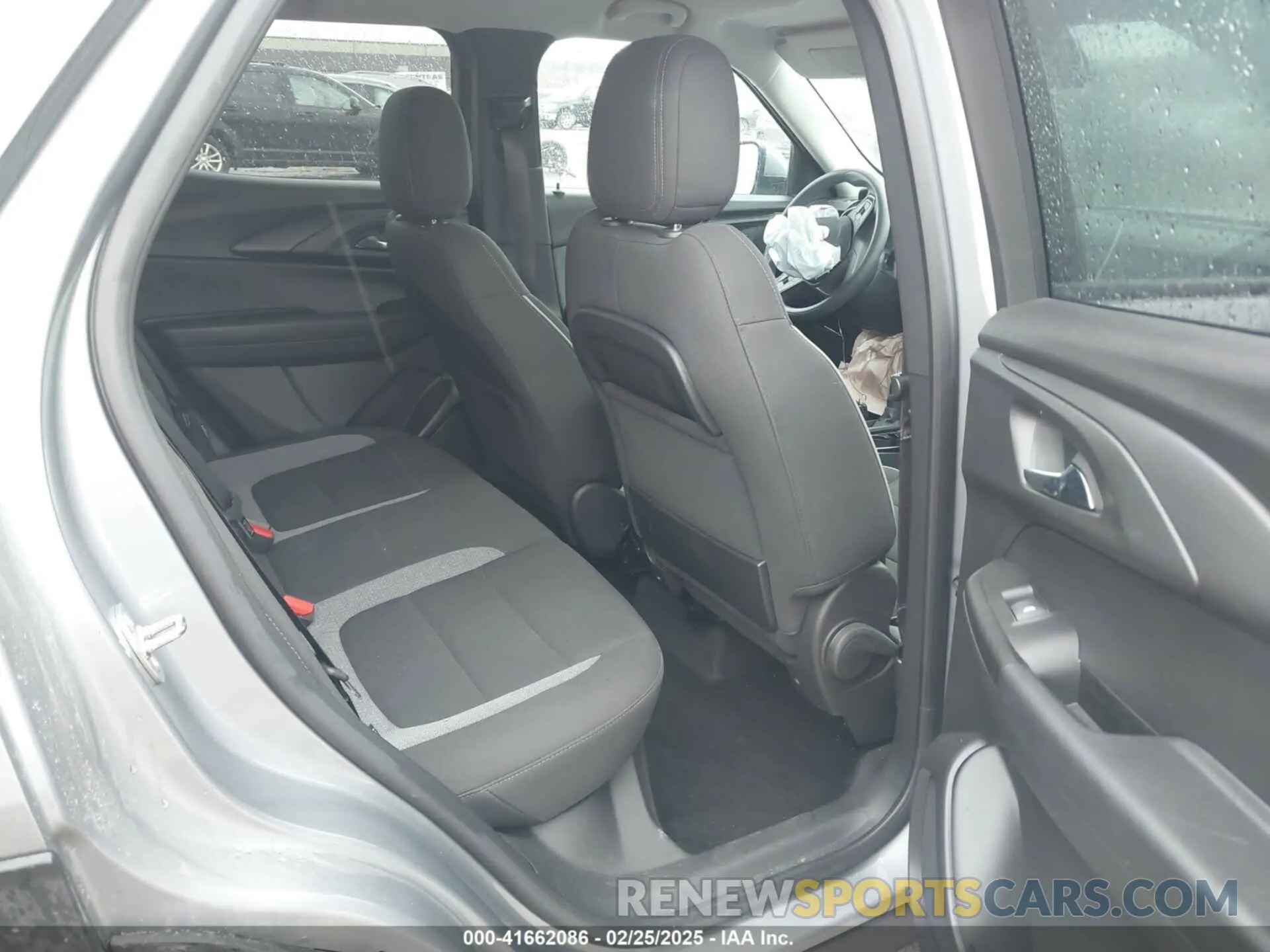8 fotografías del automóvil dañado KL79MPS25PB099641 CHEVROLET TRAILBLAZER 2023