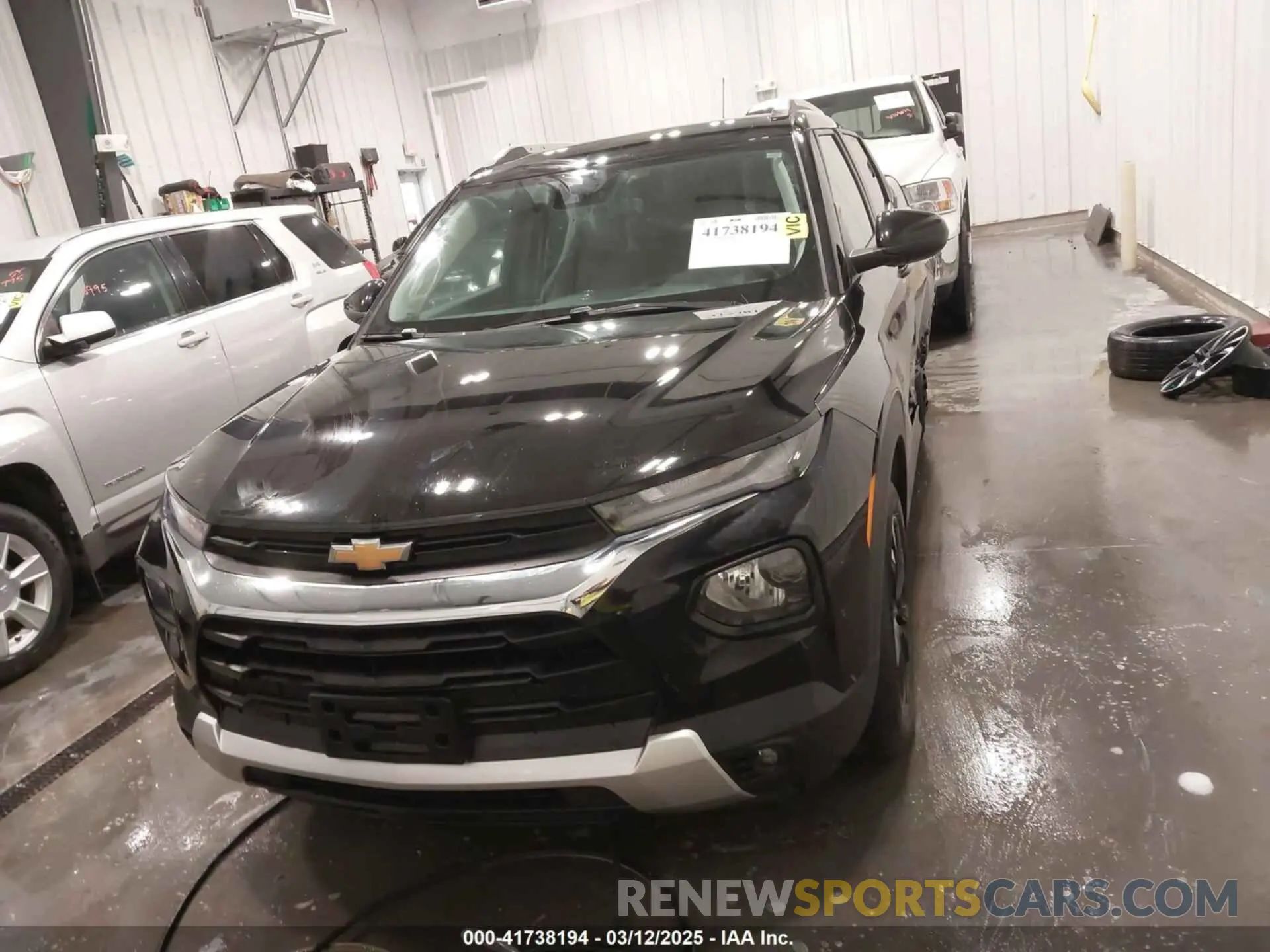 13 fotografías del automóvil dañado KL79MPS26PB201450 CHEVROLET TRAILBLAZER 2023