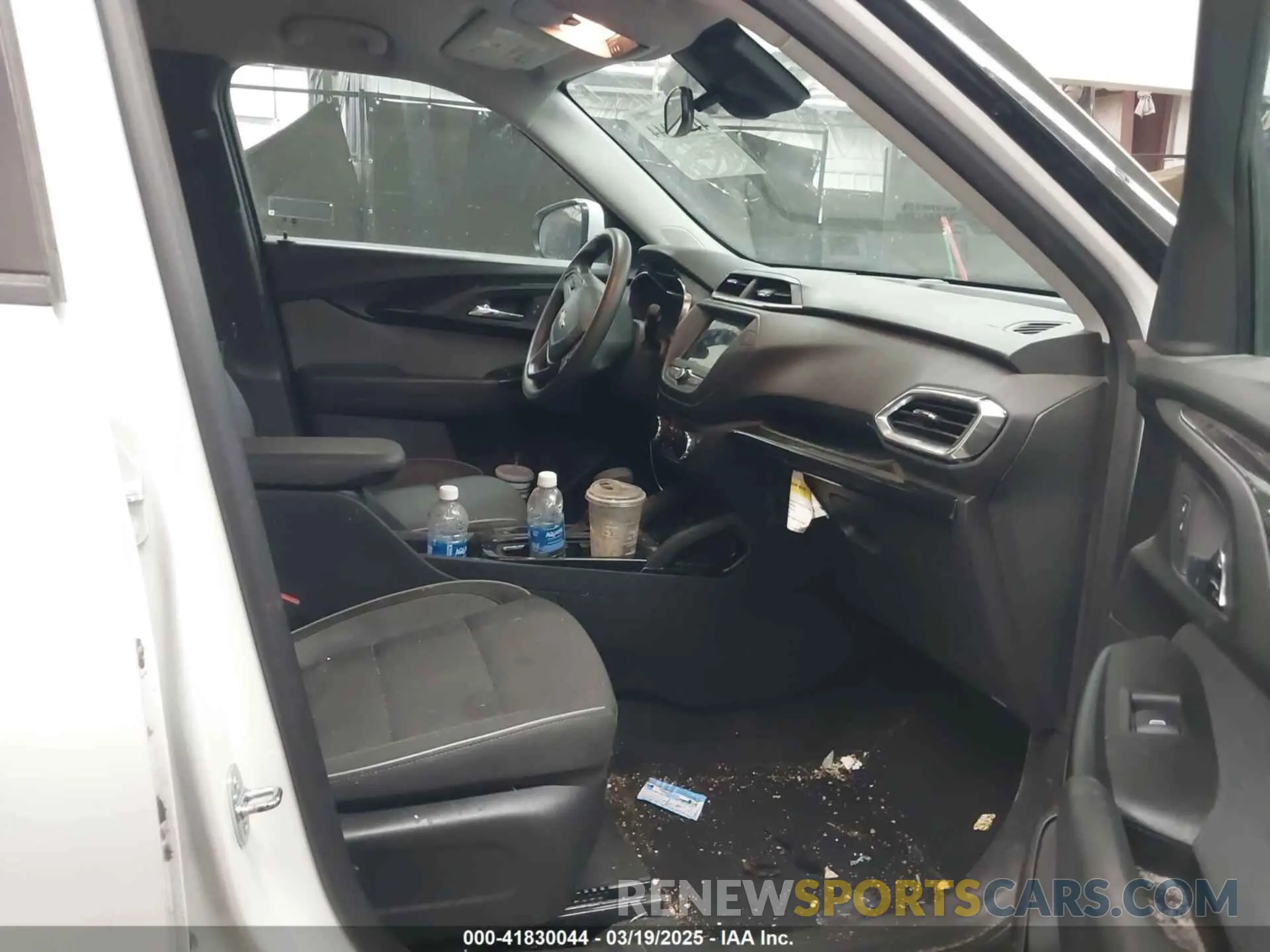 5 fotografías del automóvil dañado KL79MPS2XPB183406 CHEVROLET TRAILBLAZER 2023