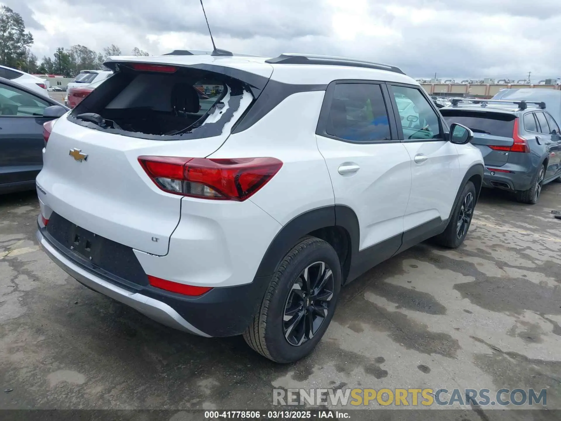 4 fotografías del automóvil dañado KL79MPS2XPB189884 CHEVROLET TRAILBLAZER 2023