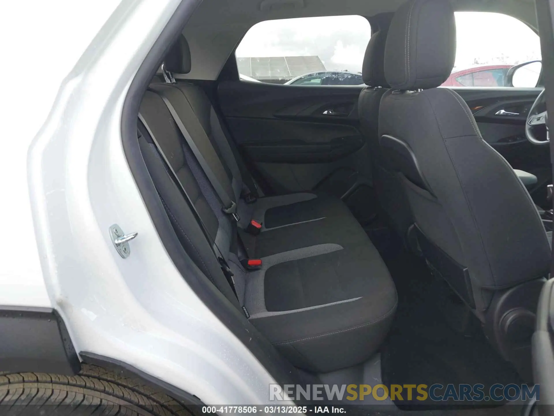 8 fotografías del automóvil dañado KL79MPS2XPB189884 CHEVROLET TRAILBLAZER 2023