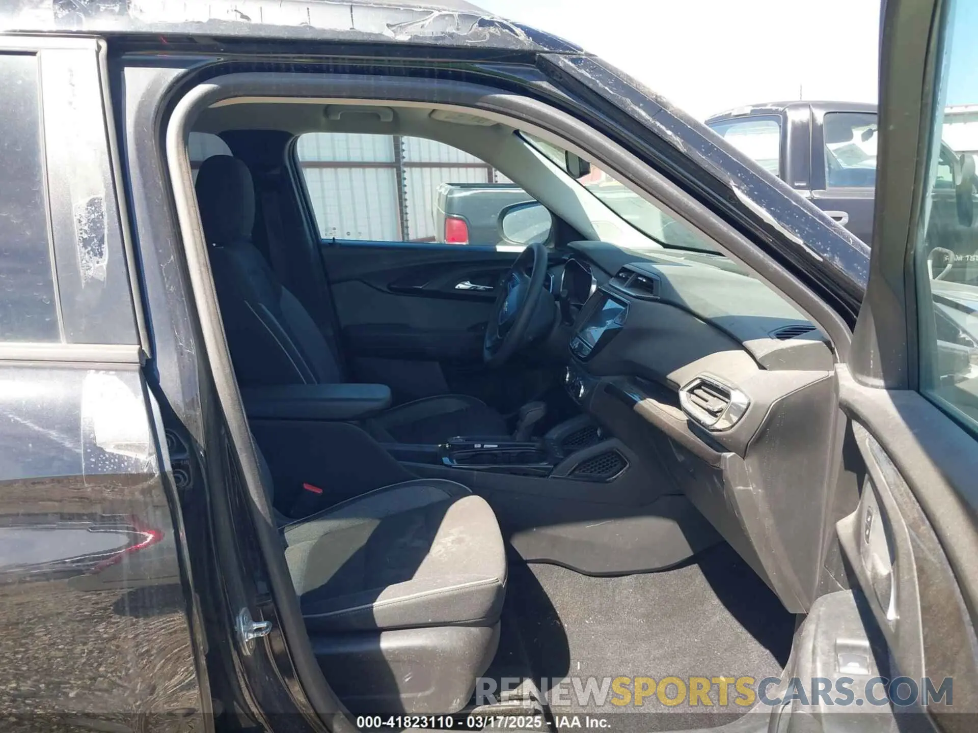 5 fotografías del automóvil dañado KL79MRSL0PB001166 CHEVROLET TRAILBLAZER 2023