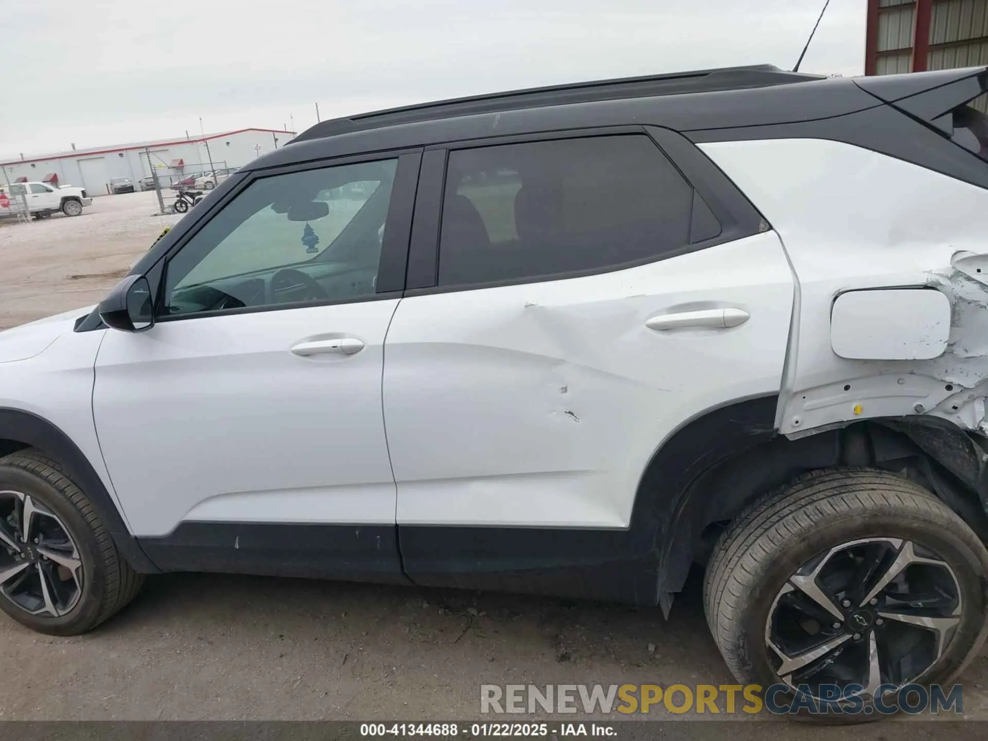 14 fotografías del automóvil dañado KL79MTSL5PB175411 CHEVROLET TRAILBLAZER 2023
