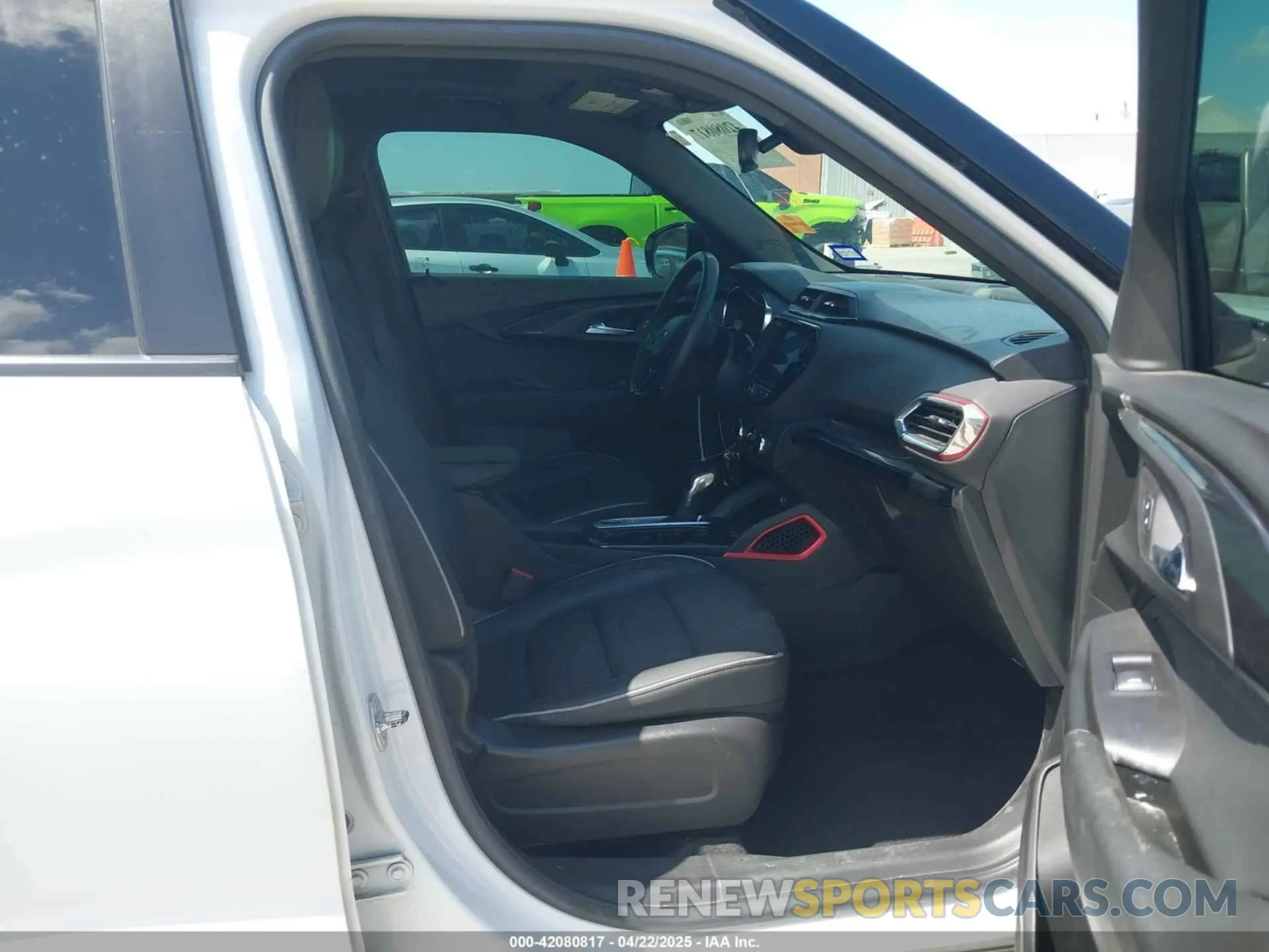 5 fotografías del automóvil dañado KL79MTSL7PB007933 CHEVROLET TRAILBLAZER 2023