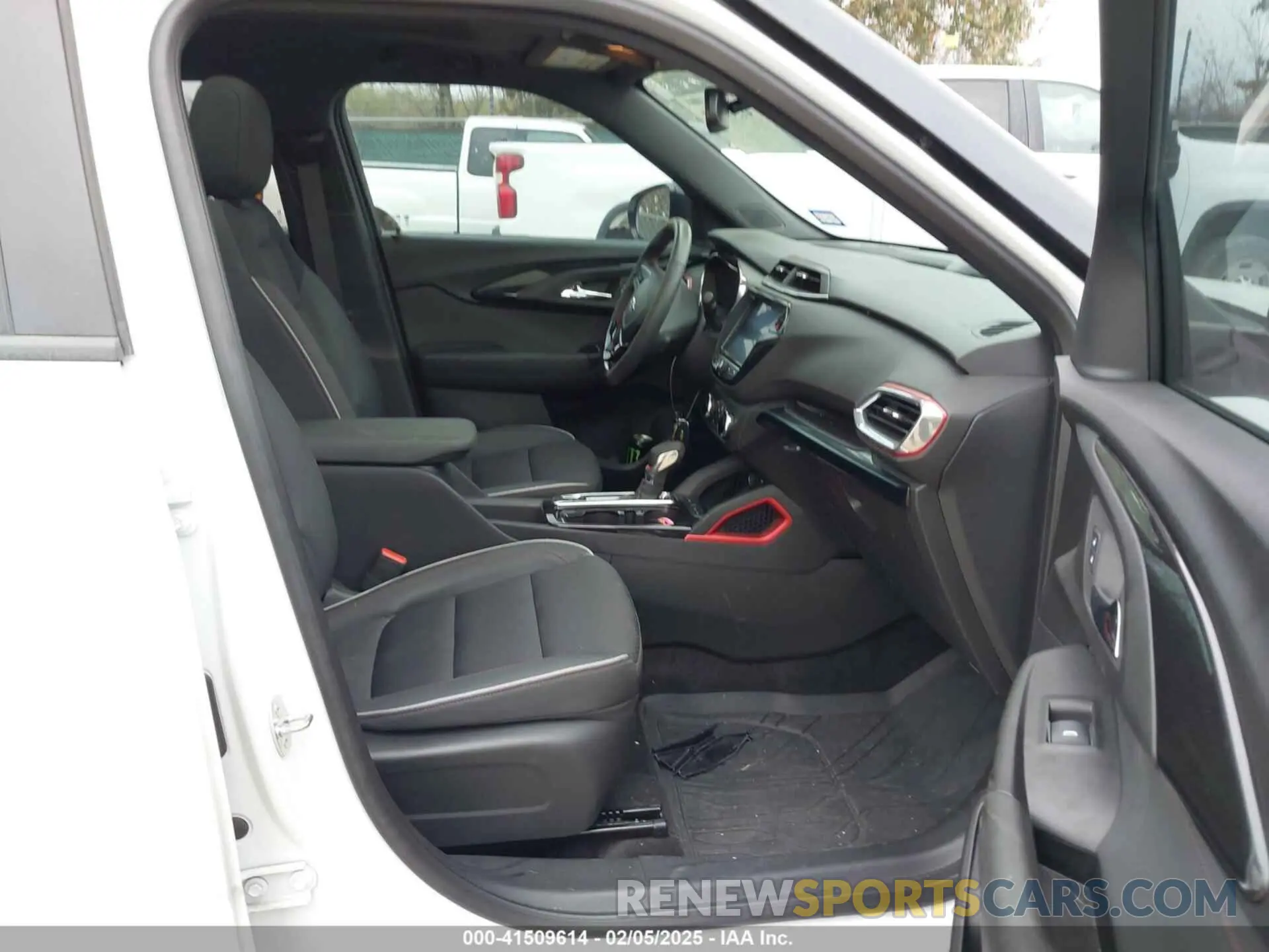 5 fotografías del automóvil dañado KL79MUSL3PB218665 CHEVROLET TRAILBLAZER 2023