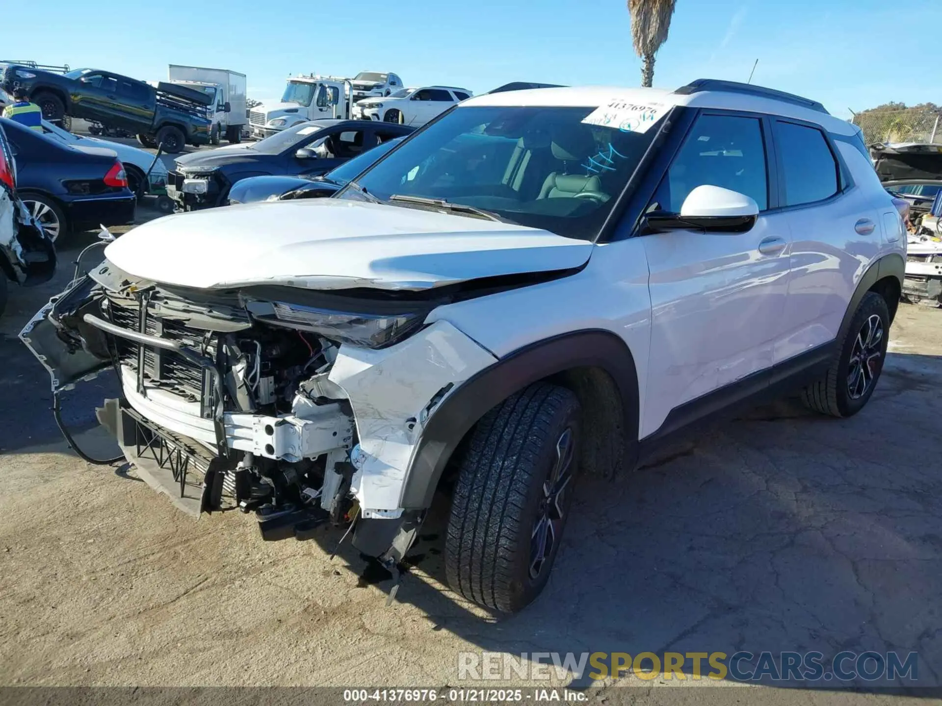 2 fotografías del automóvil dañado KL79MVSLXPB189431 CHEVROLET TRAILBLAZER 2023