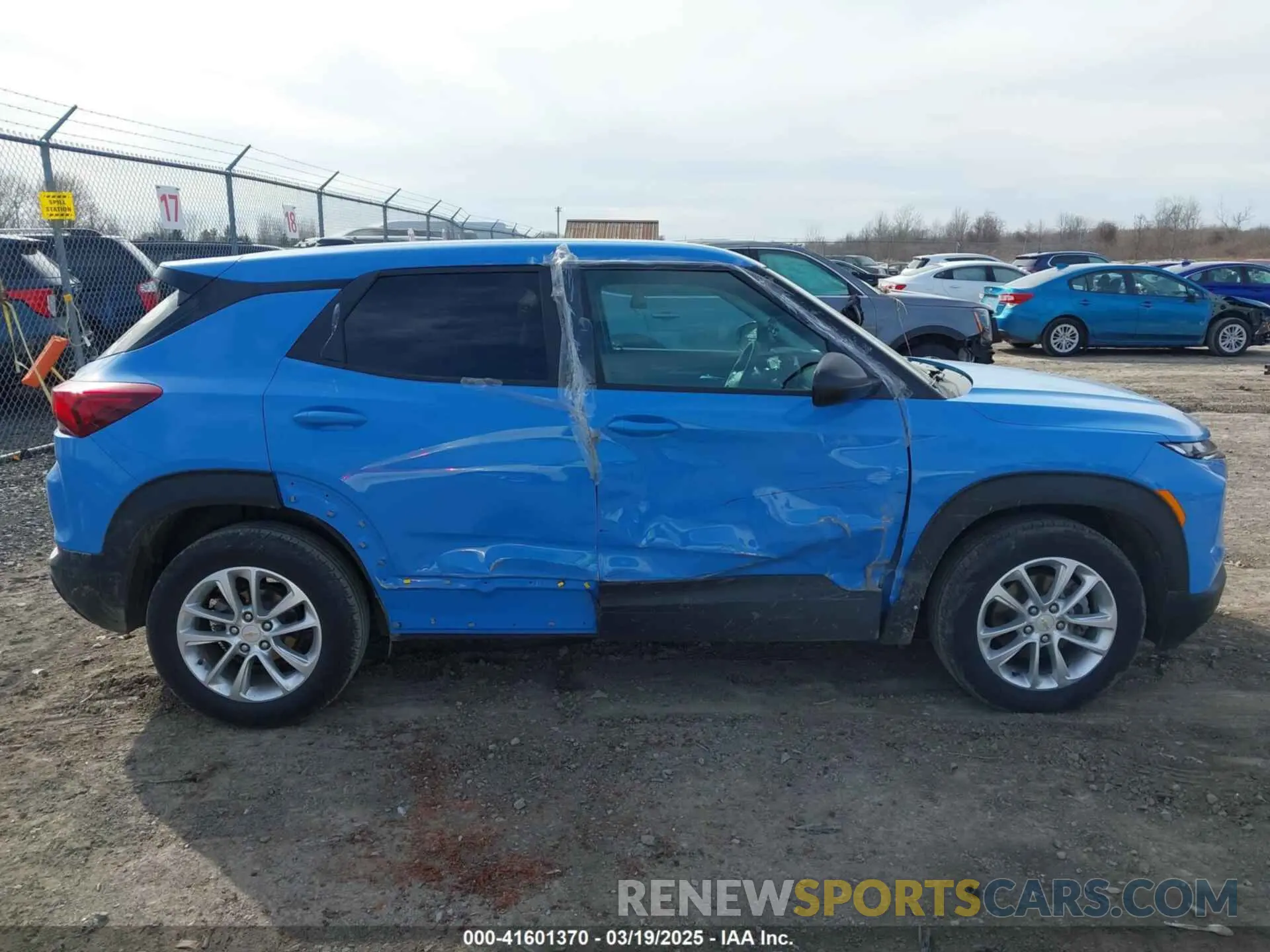 13 fotografías del automóvil dañado KL79MMS22RB060118 CHEVROLET TRAILBLAZER 2024