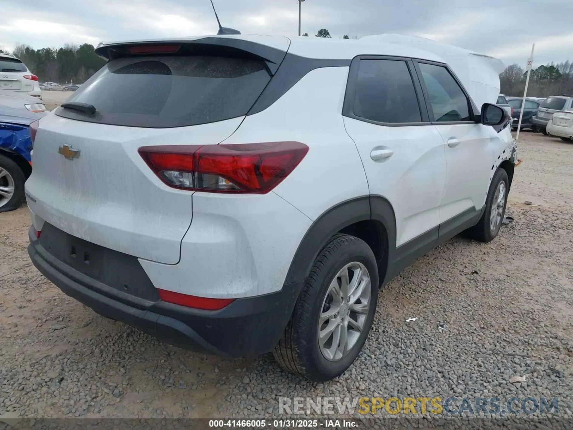 4 fotografías del automóvil dañado KL79MMSL8RB131590 CHEVROLET TRAILBLAZER 2024