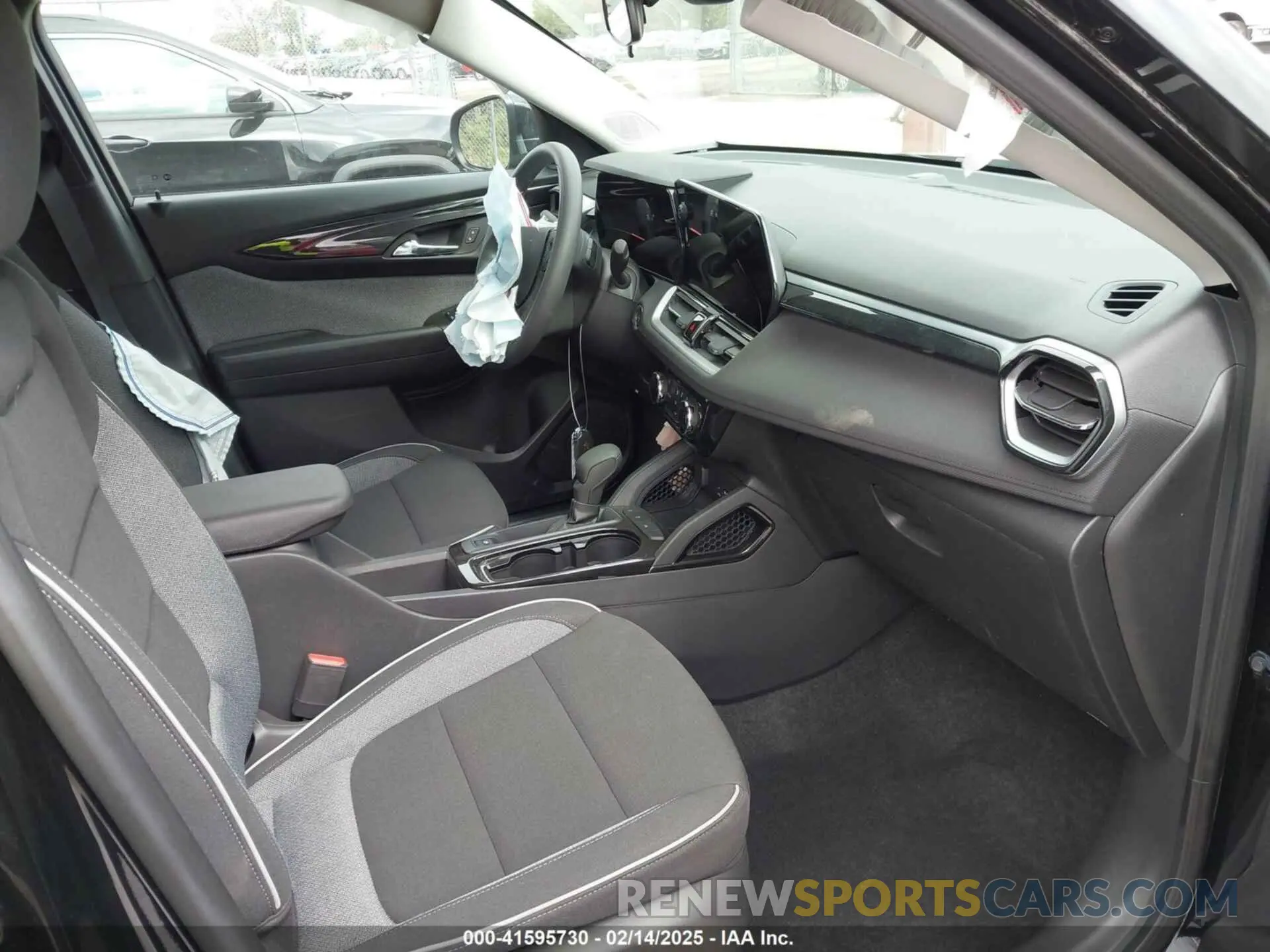 5 fotografías del automóvil dañado KL79MPS24RB118084 CHEVROLET TRAILBLAZER 2024
