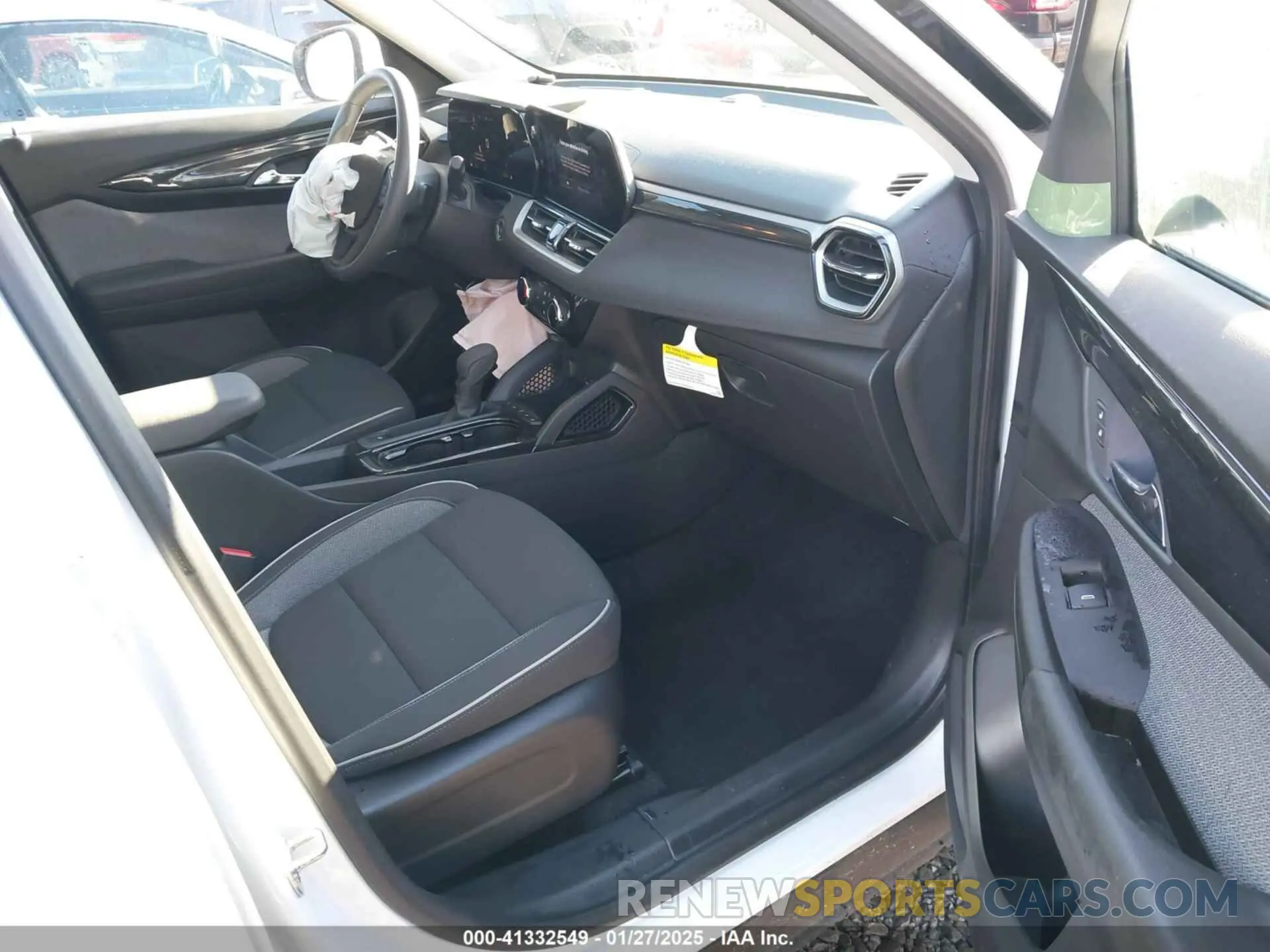 5 fotografías del automóvil dañado KL79MPSL7RB151301 CHEVROLET TRAILBLAZER 2024