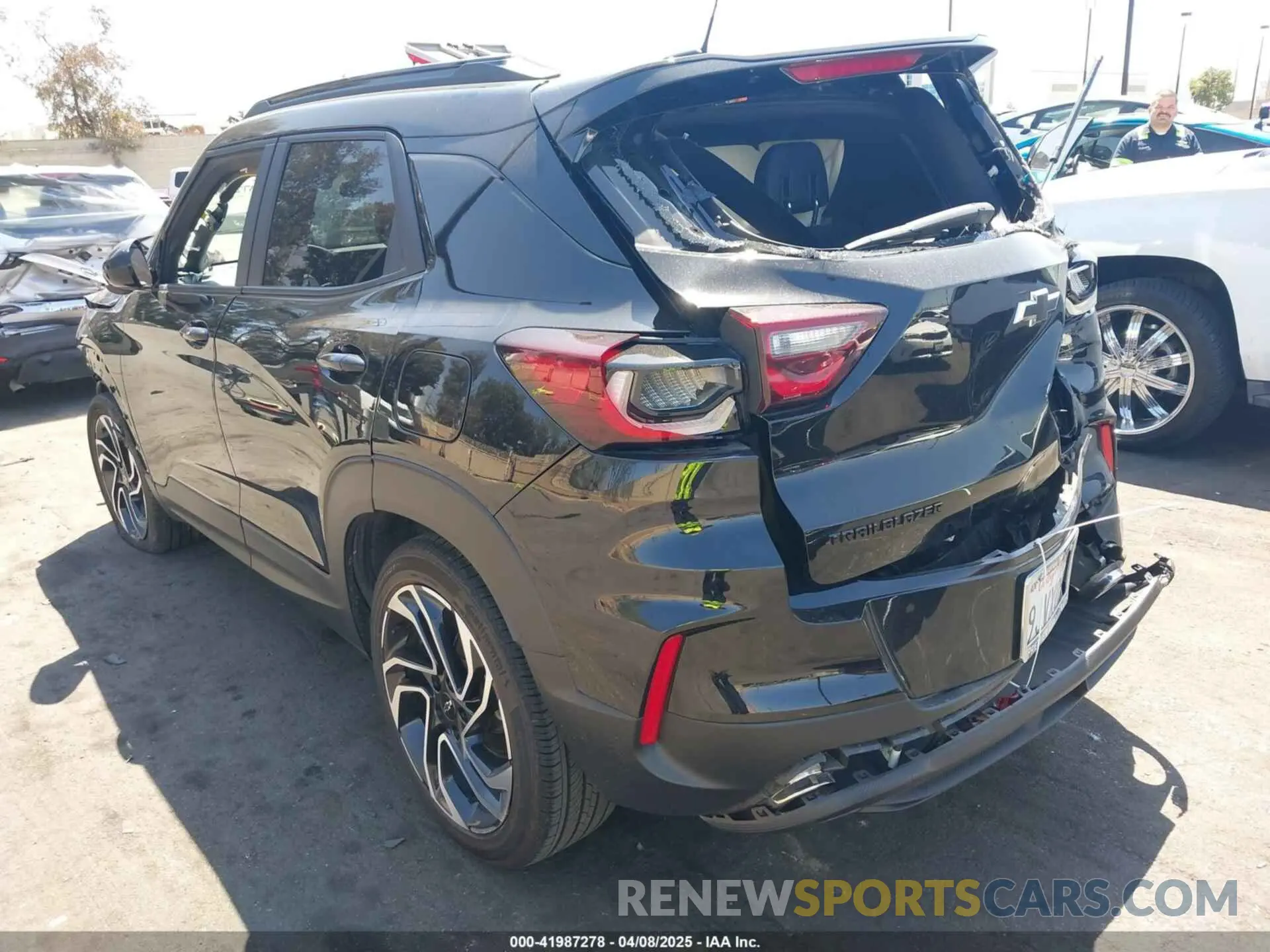 3 fotografías del automóvil dañado KL79MTSL1RB064647 CHEVROLET TRAILBLAZER 2024