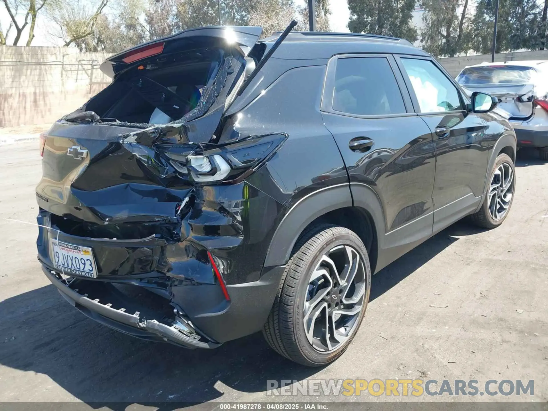 4 fotografías del automóvil dañado KL79MTSL1RB064647 CHEVROLET TRAILBLAZER 2024