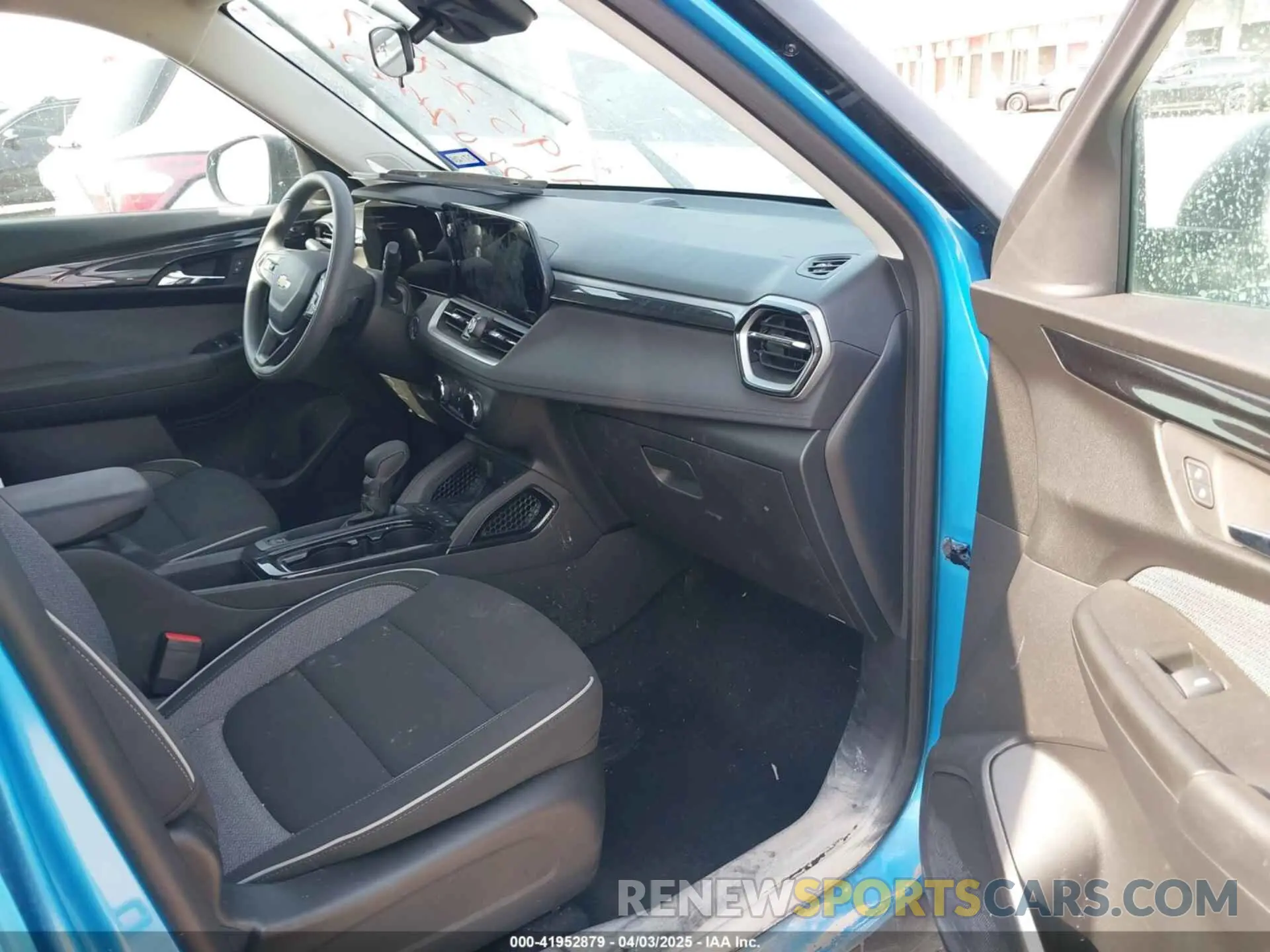 5 fotografías del automóvil dañado KL79MMSL6SB055972 CHEVROLET TRAILBLAZER 2025