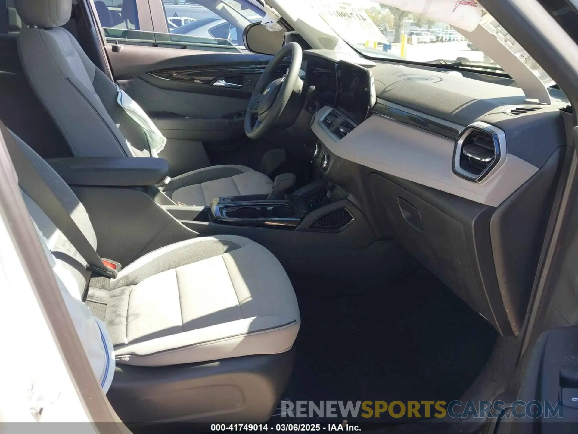 5 fotografías del automóvil dañado KL79MMSLXSB103926 CHEVROLET TRAILBLAZER 2025