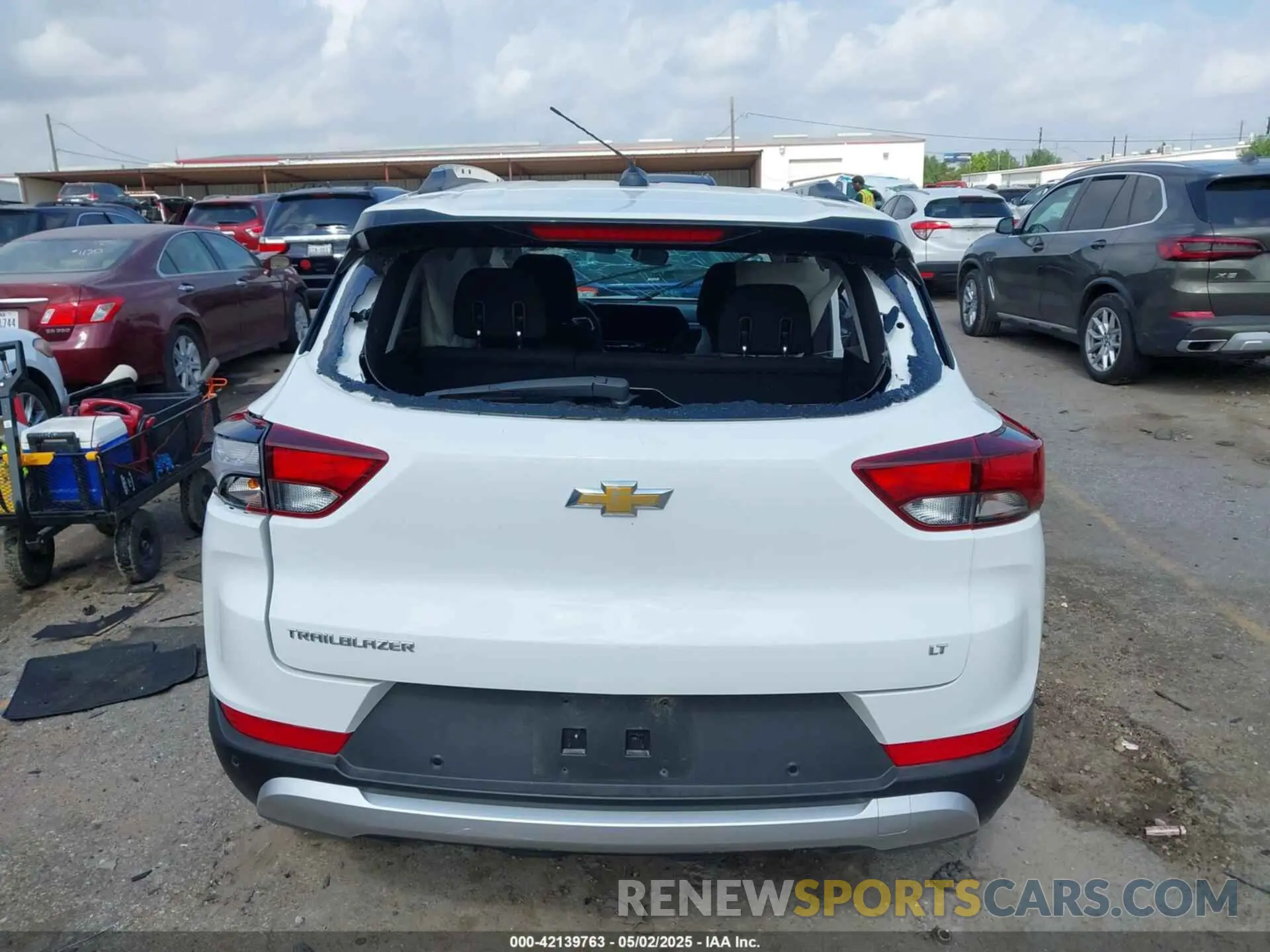 16 fotografías del automóvil dañado KL79MPSL5SB054832 CHEVROLET TRAILBLAZER 2025