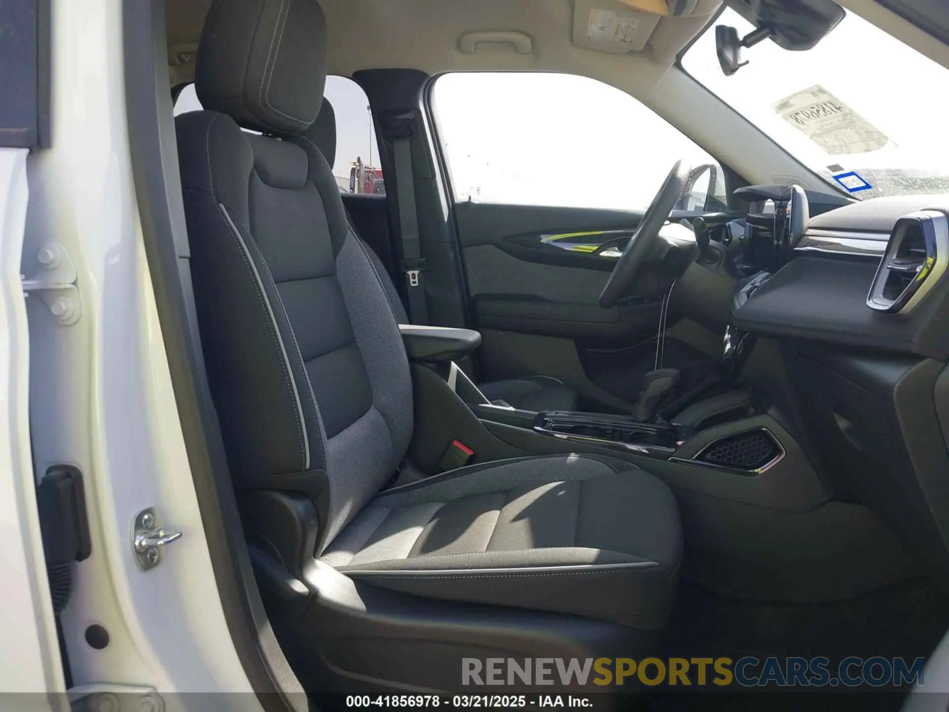 5 fotografías del automóvil dañado KL79MPSP8SB122656 CHEVROLET TRAILBLAZER 2025