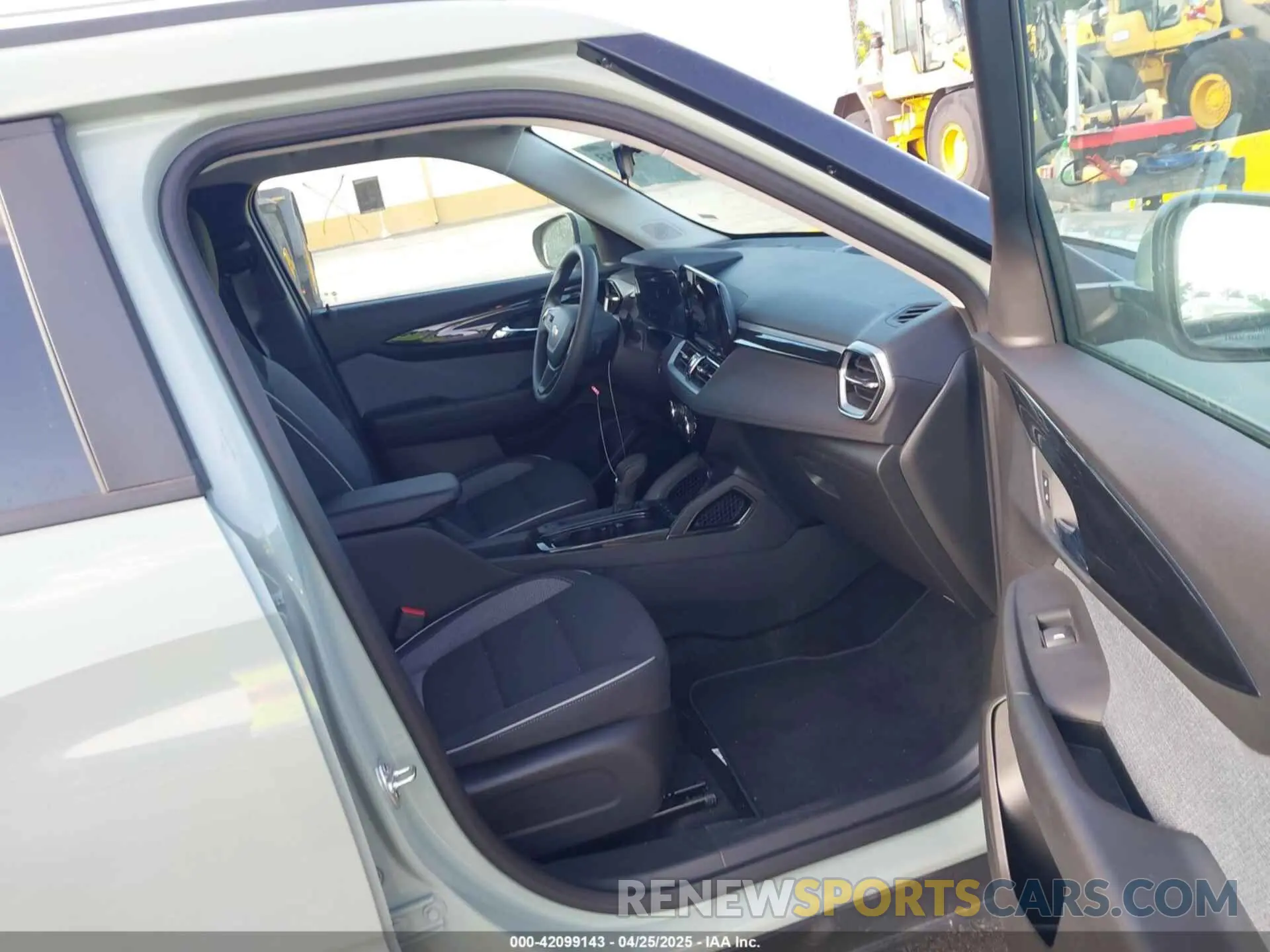 5 fotografías del automóvil dañado KL79MRSL4SB153802 CHEVROLET TRAILBLAZER 2025