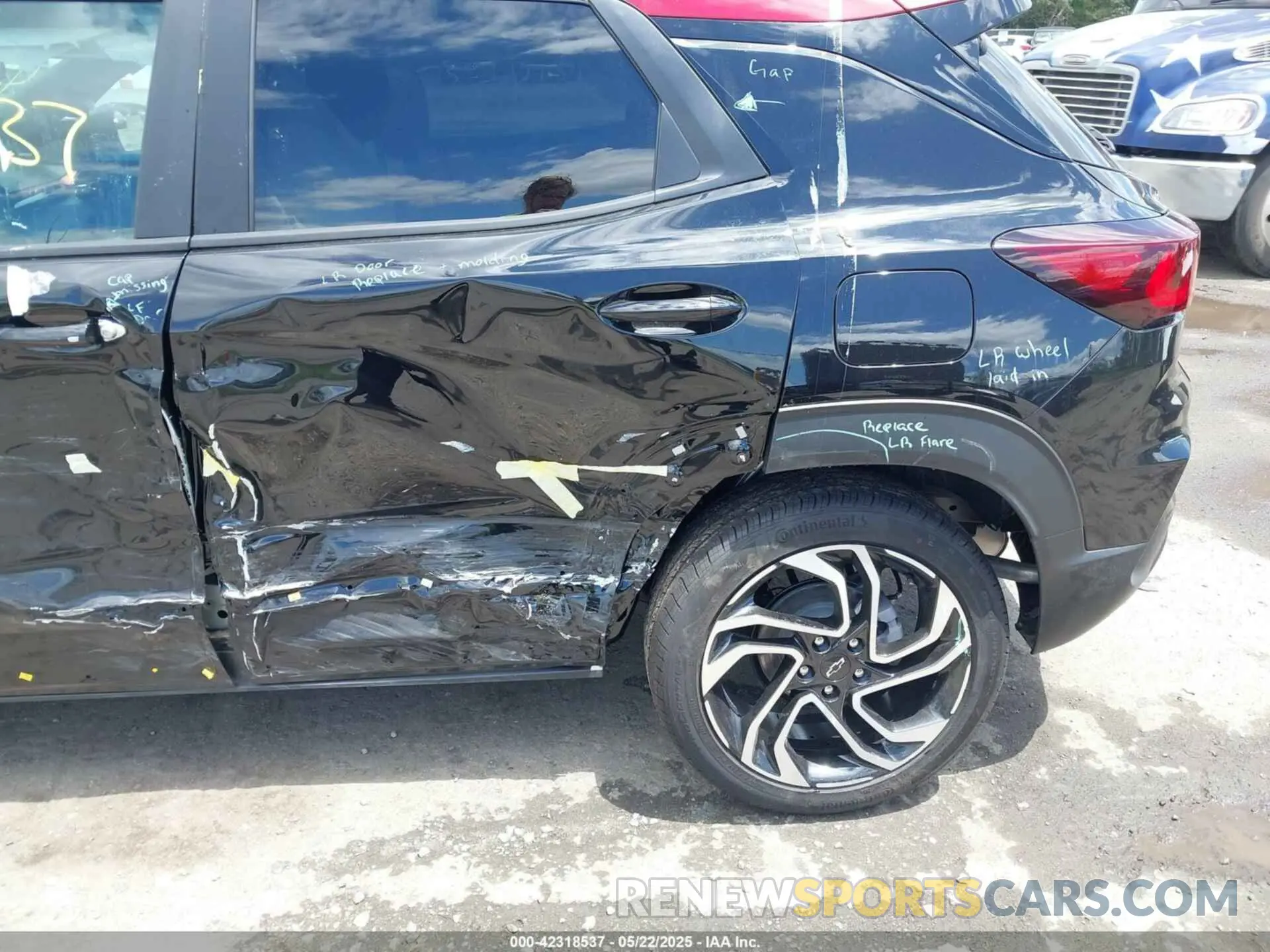 18 fotografías del automóvil dañado KL79MUSL2SB181228 CHEVROLET TRAILBLAZER 2025