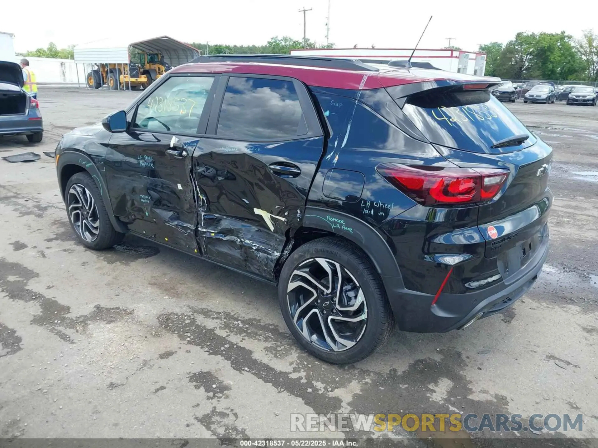 3 fotografías del automóvil dañado KL79MUSL2SB181228 CHEVROLET TRAILBLAZER 2025