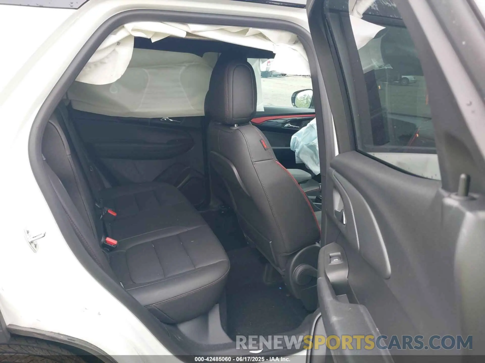 8 fotografías del automóvil dañado KL79MUSLXSB042240 CHEVROLET TRAILBLAZER 2025