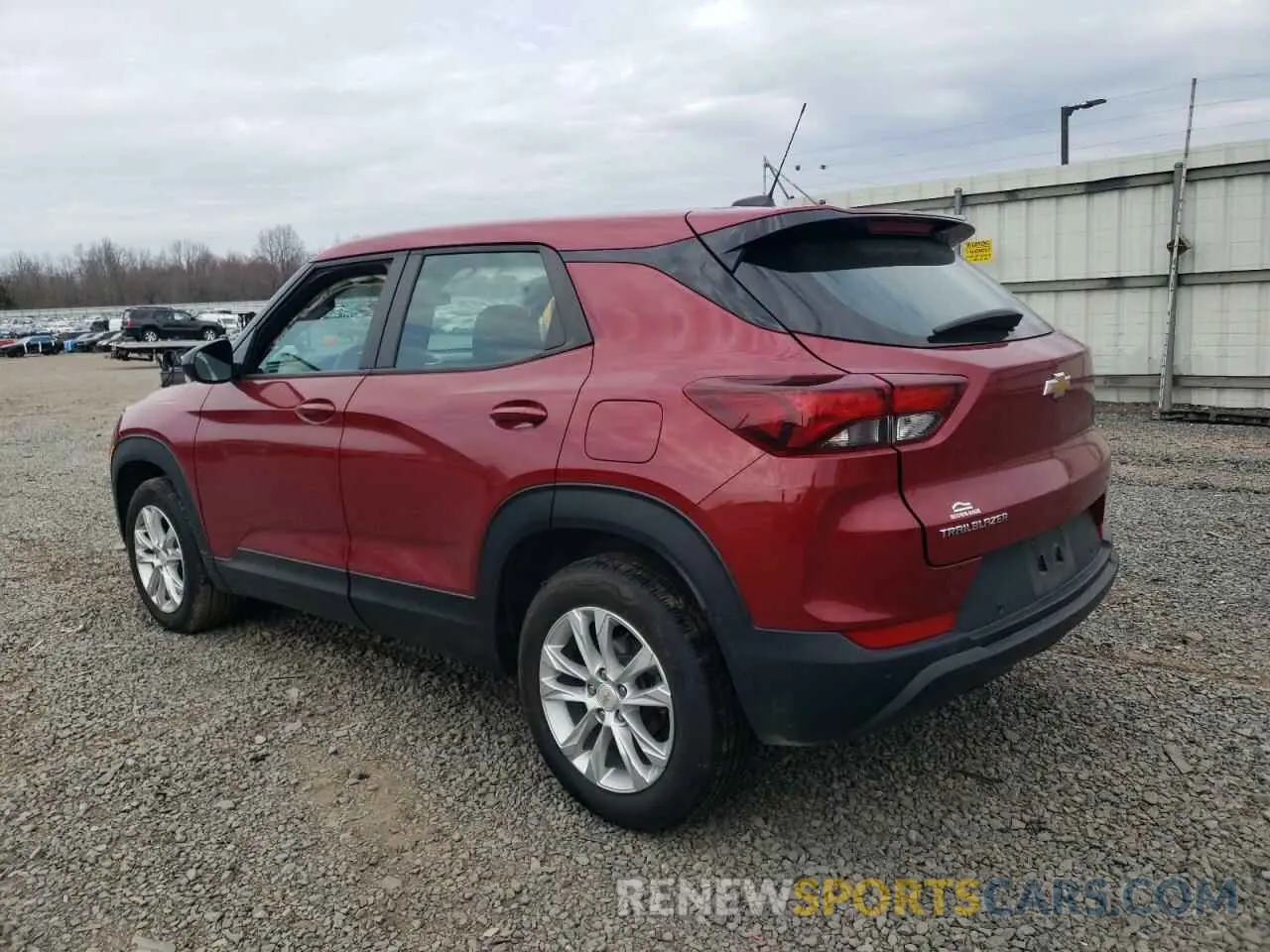 2 fotografías del automóvil dañado KL79MMS2XMB012407 CHEVROLET TRAILBLZR 2021
