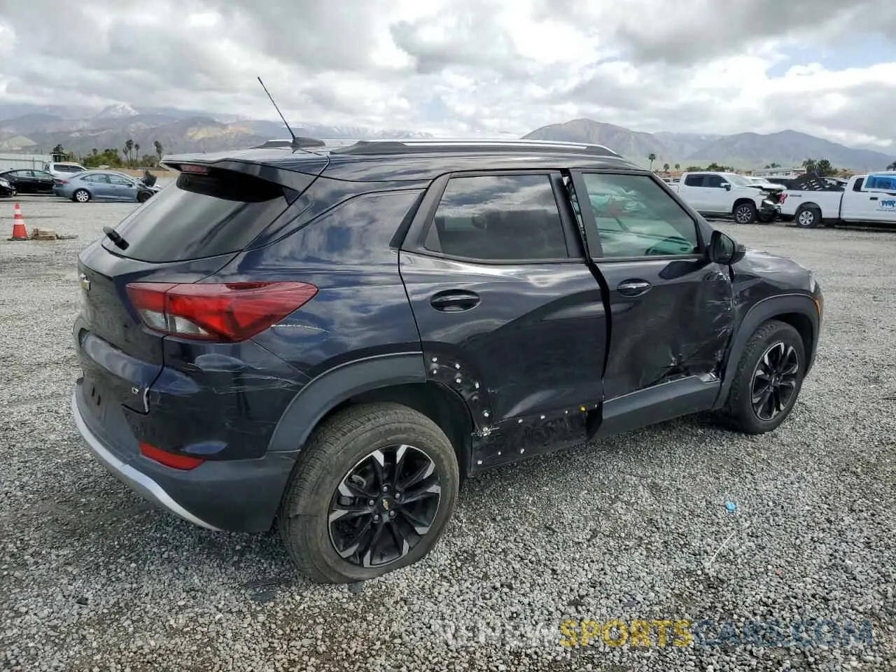 3 fotografías del automóvil dañado KL79MPS28MB094140 CHEVROLET TRAILBLZR 2021