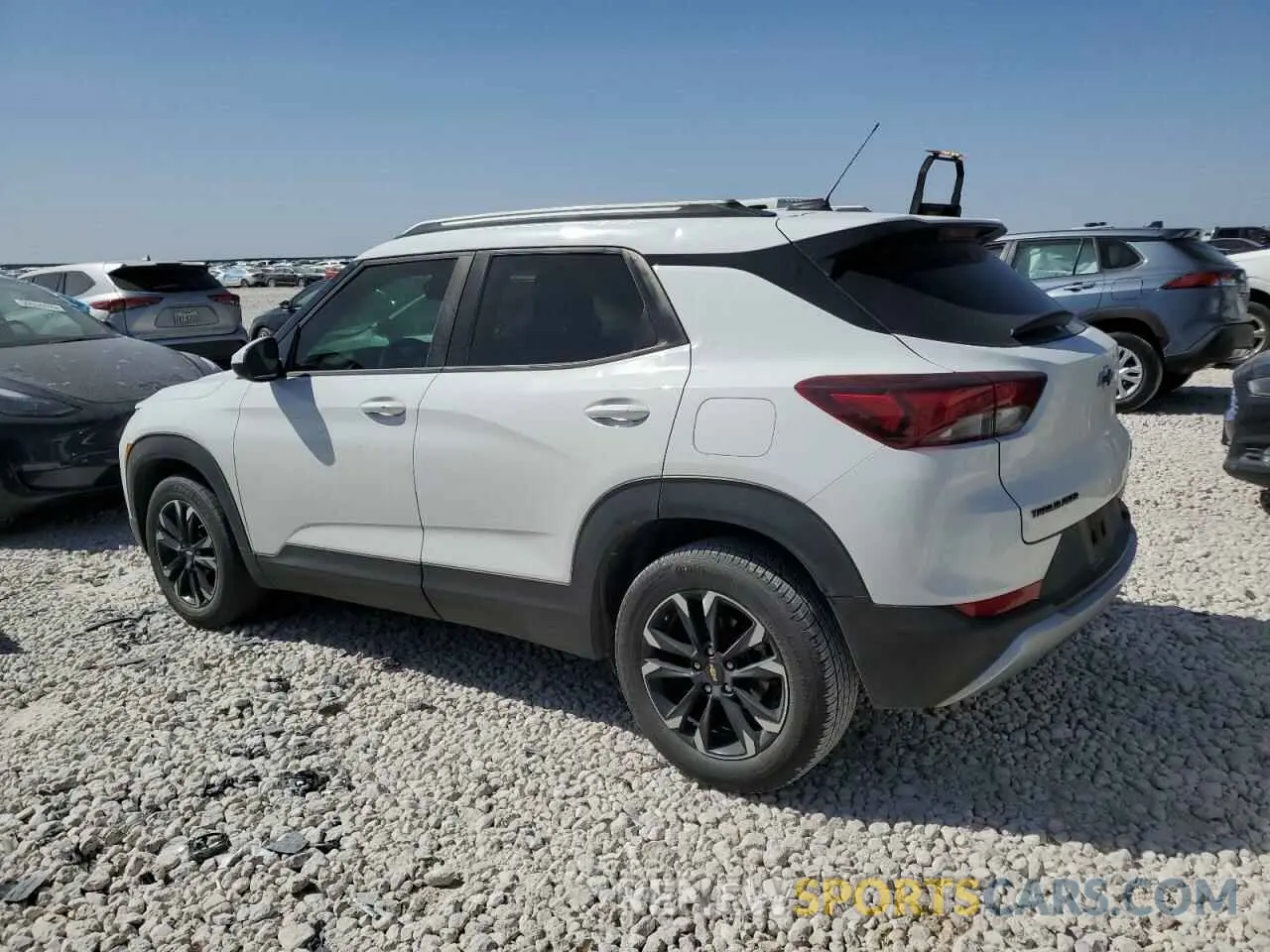 2 fotografías del automóvil dañado KL79MPSL3MB022058 CHEVROLET TRAILBLZR 2021