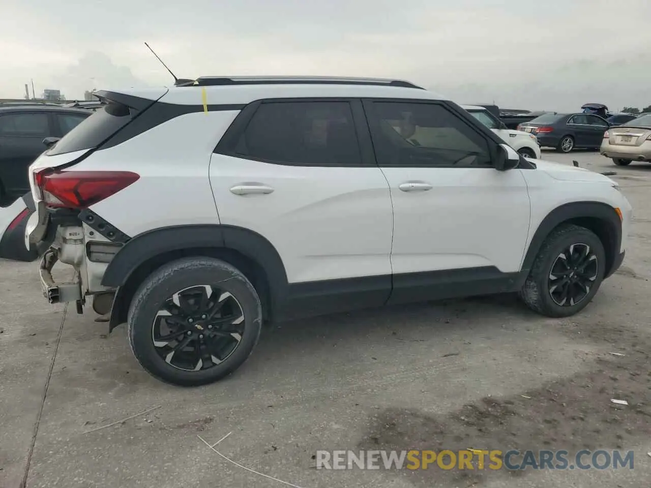 3 fotografías del automóvil dañado KL79MPSLXMB006424 CHEVROLET TRAILBLZR 2021
