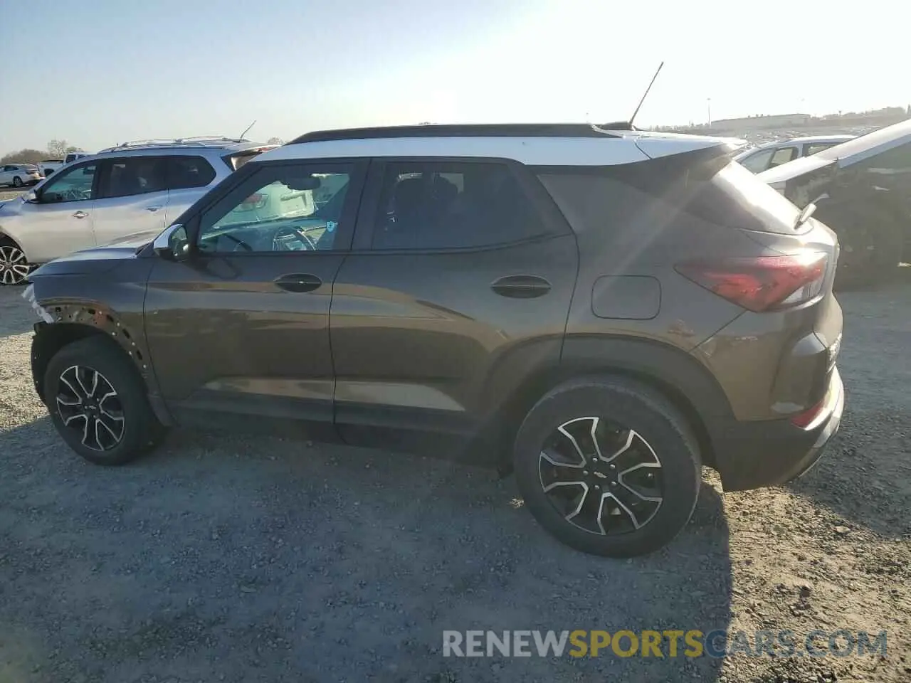 2 fotografías del automóvil dañado KL79MSSL6MB105504 CHEVROLET TRAILBLZR 2021
