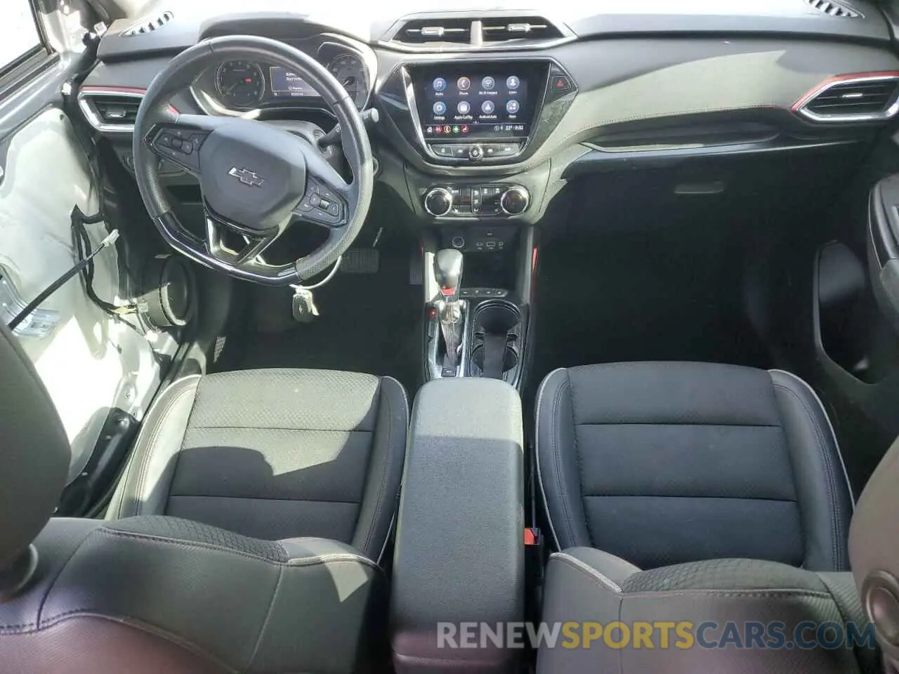8 fotografías del automóvil dañado KL79MTSL1MB152333 CHEVROLET TRAILBLZR 2021