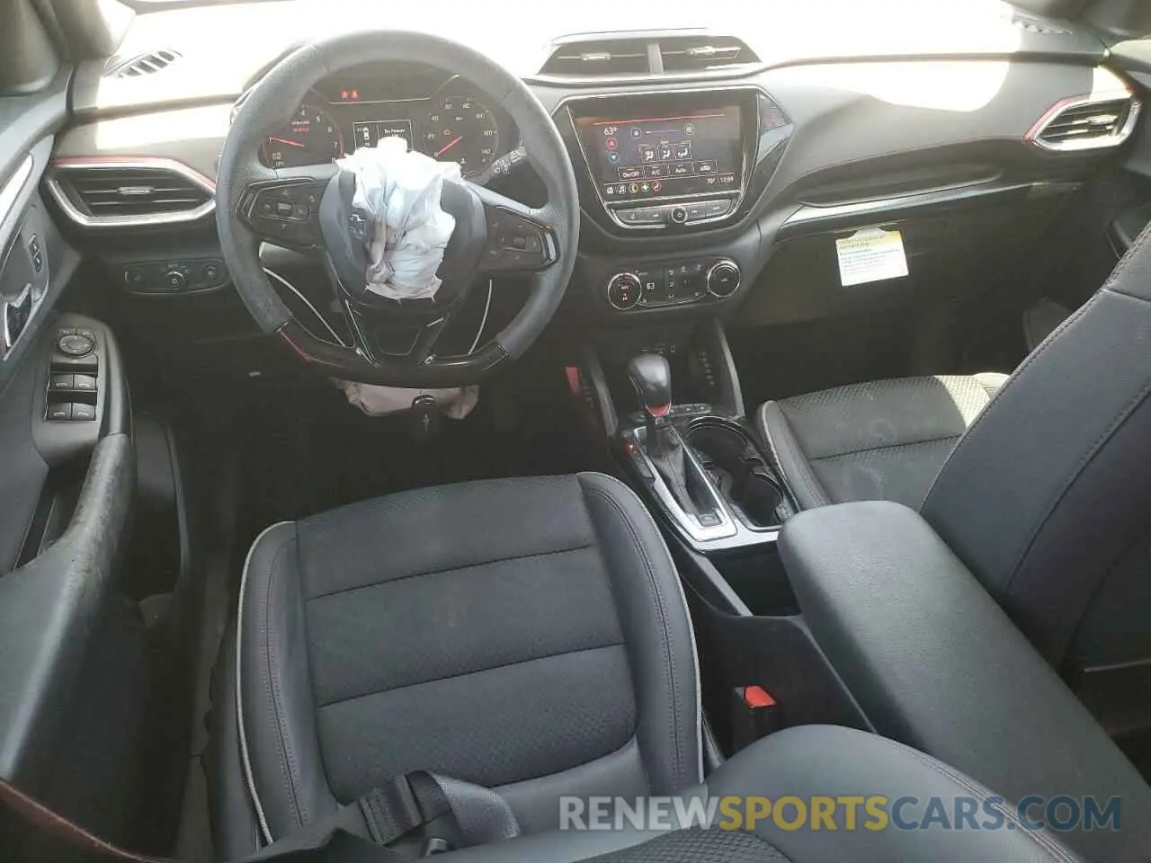 8 fotografías del automóvil dañado KL79MTSL8MB164365 CHEVROLET TRAILBLZR 2021