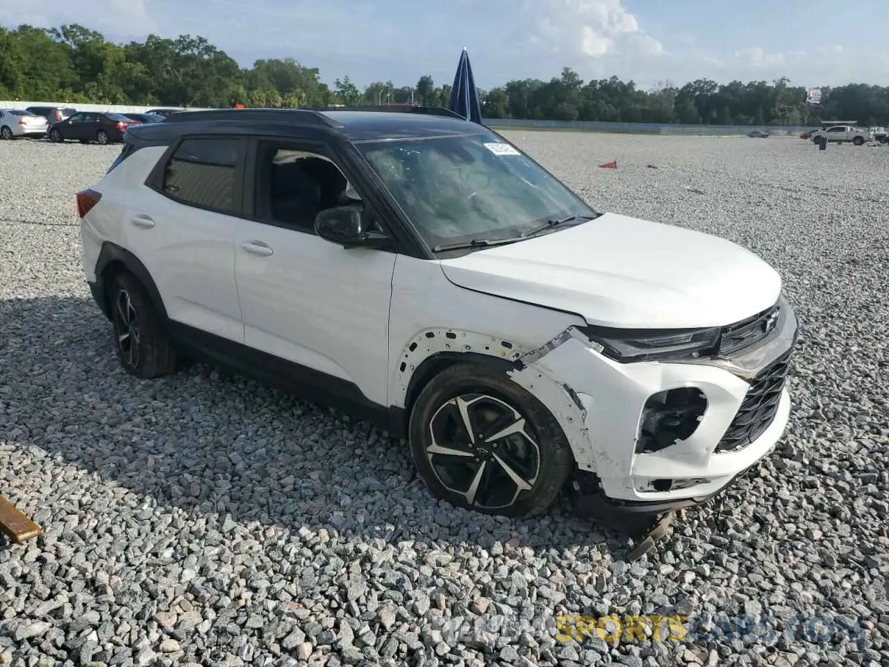 4 fotografías del automóvil dañado KL79MUSL8MB055152 CHEVROLET TRAILBLZR 2021