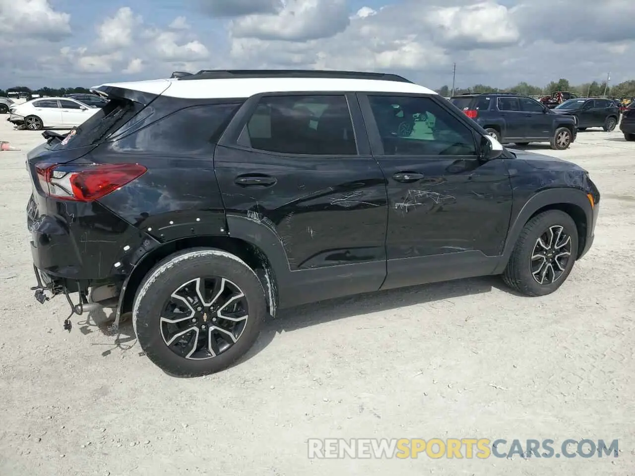 3 fotografías del automóvil dañado KL79MVSL5MB095078 CHEVROLET TRAILBLZR 2021