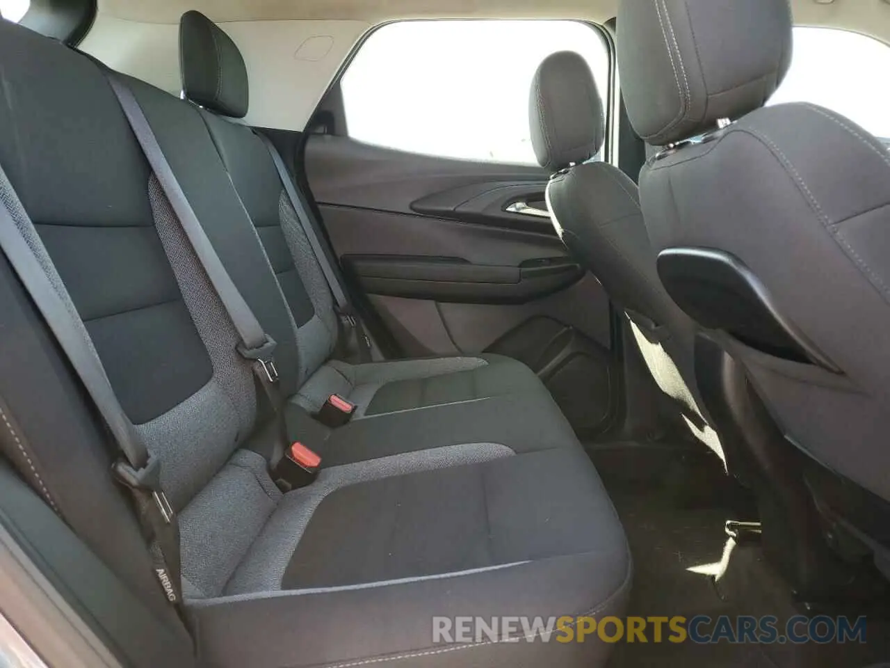 11 fotografías del automóvil dañado KL79MMS27NB088975 CHEVROLET TRAILBLZR 2022