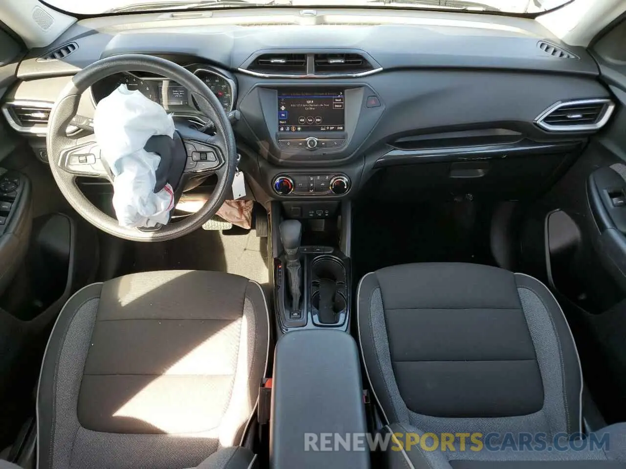 8 fotografías del automóvil dañado KL79MMS27NB088975 CHEVROLET TRAILBLZR 2022