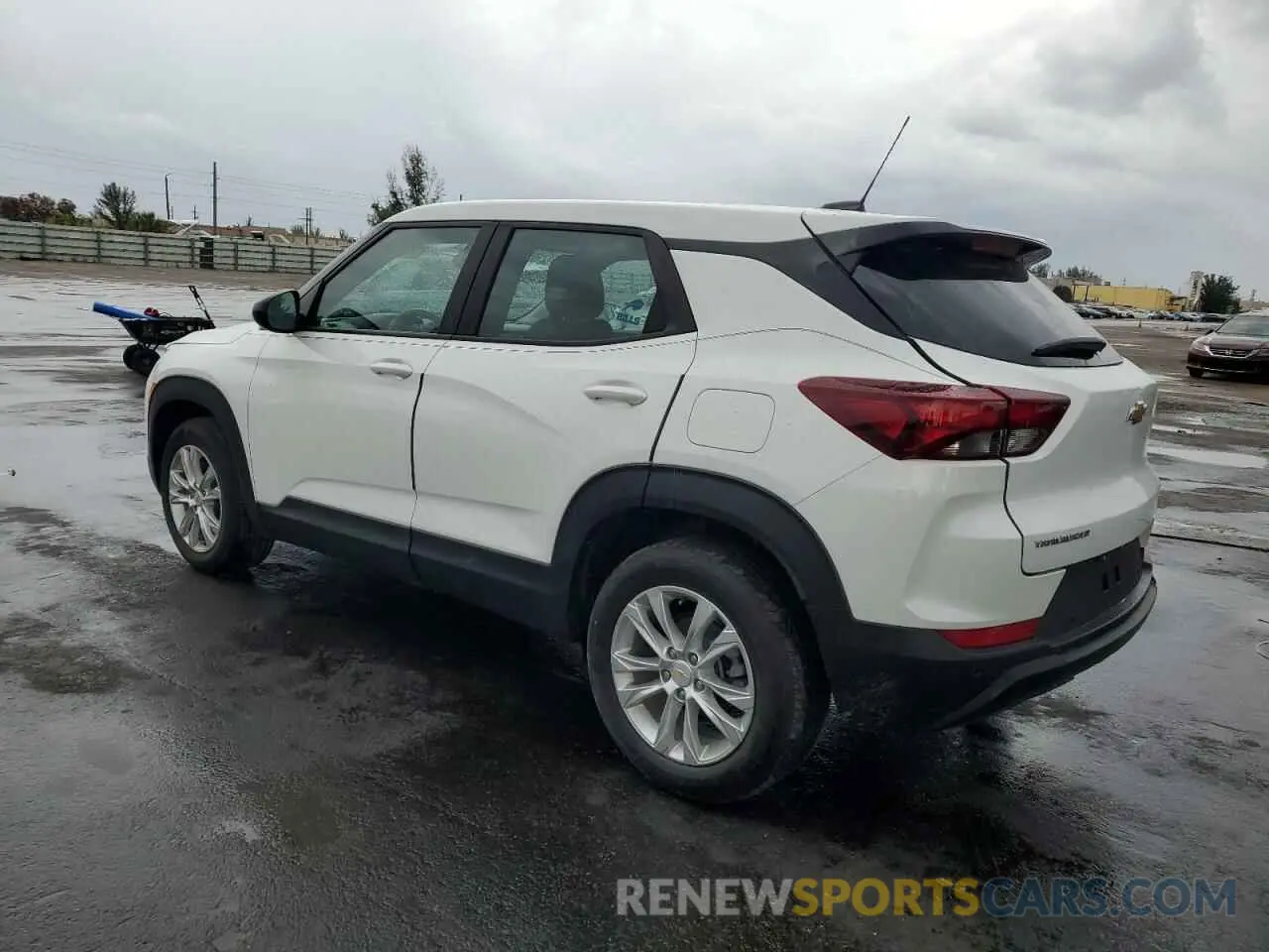2 fotografías del automóvil dañado KL79MMS2XNB141779 CHEVROLET TRAILBLZR 2022