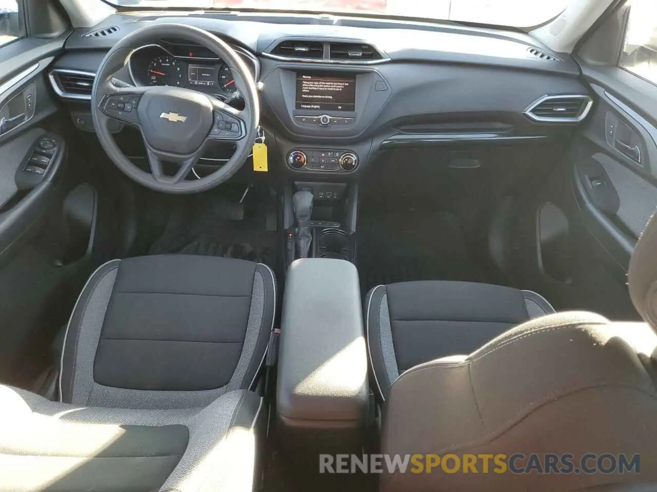 8 fotografías del automóvil dañado KL79MNSL3NB015438 CHEVROLET TRAILBLZR 2022