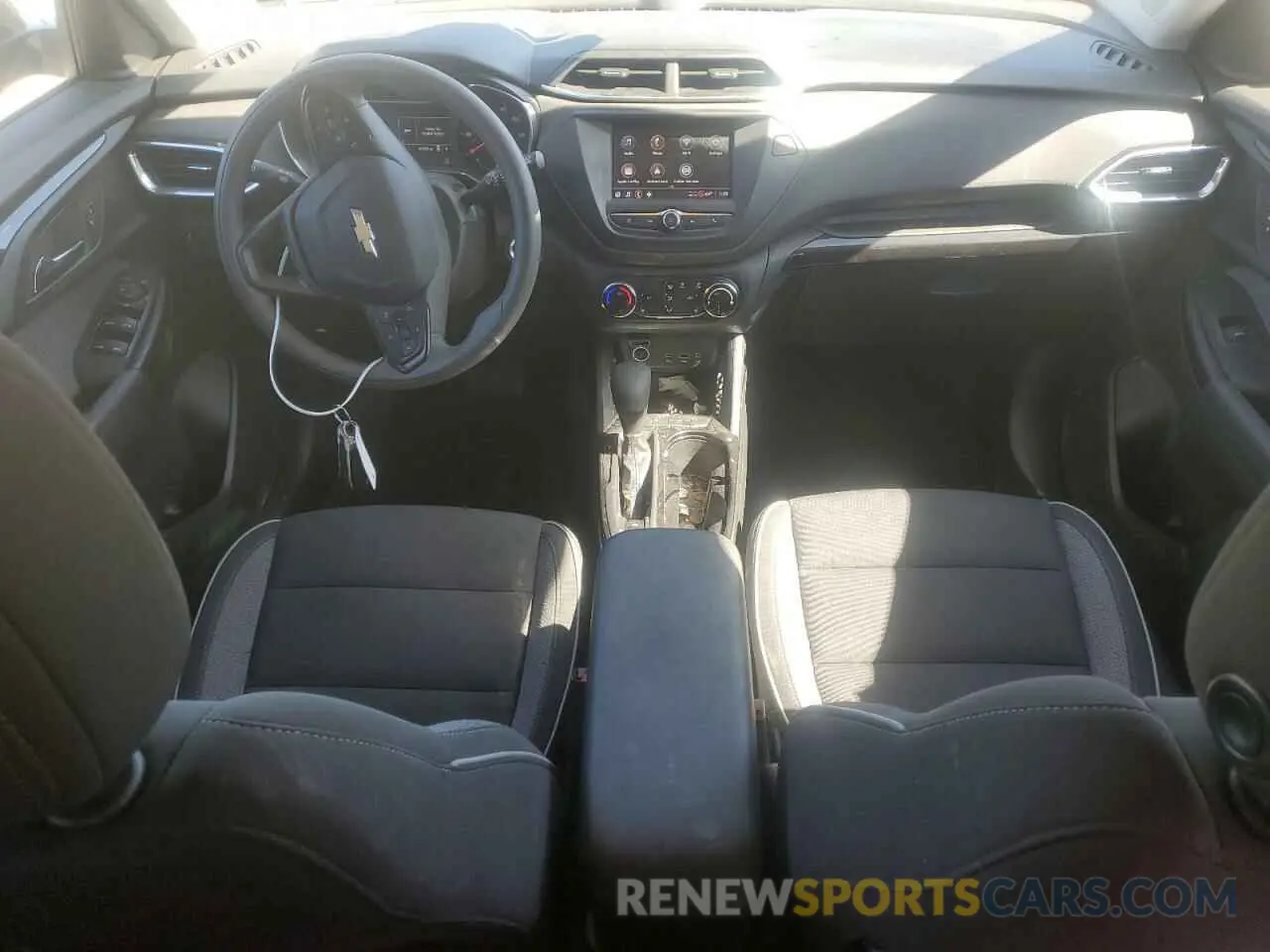 8 fotografías del automóvil dañado KL79MPS23NB015670 CHEVROLET TRAILBLZR 2022